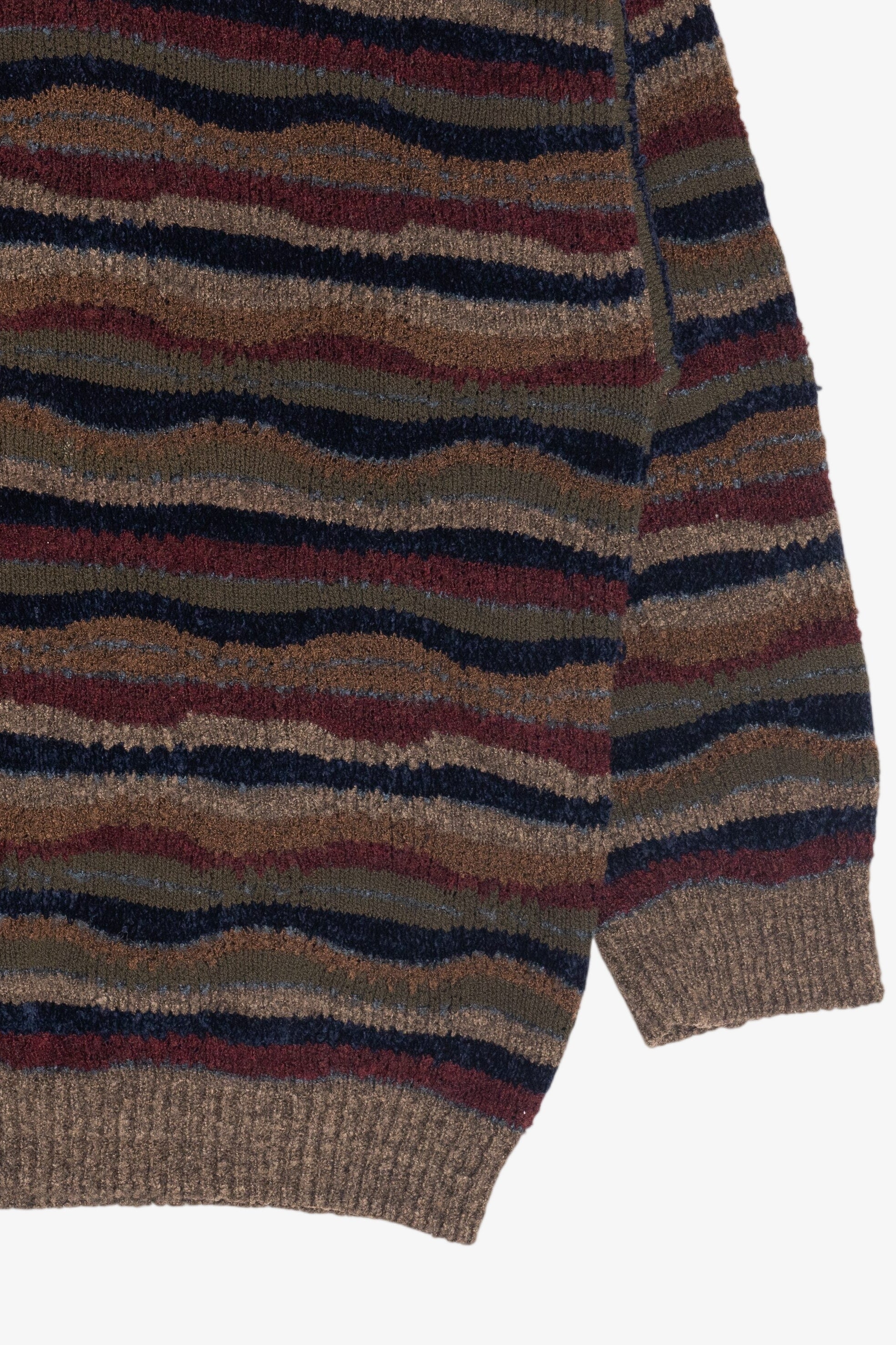 Vintage Northern Isles Wavy Horizontal Striped Sweater (1990s)