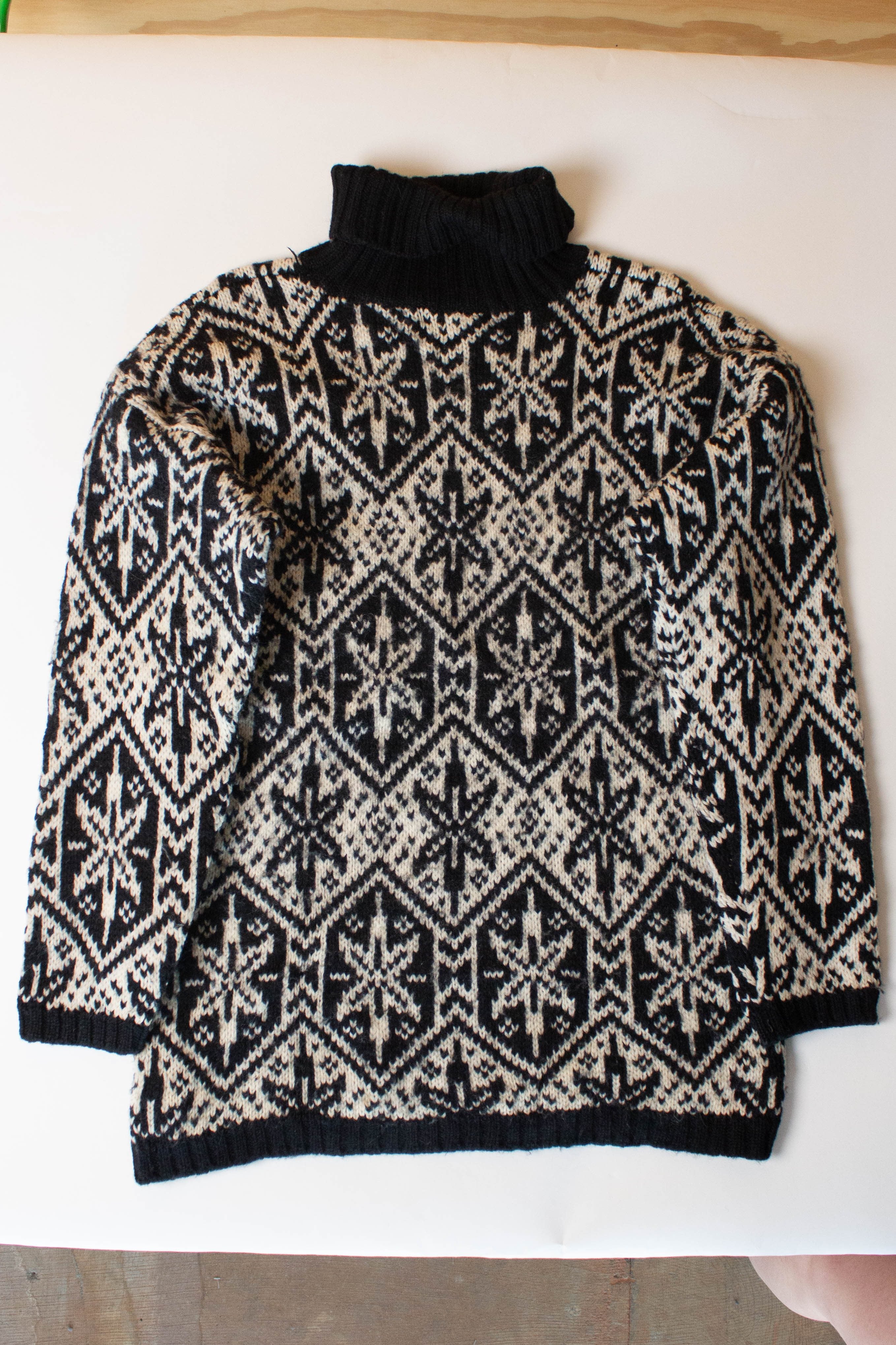 Vintage Eddie Bauer Snowflake Turtleneck Sweater (1990s) – Ragstock