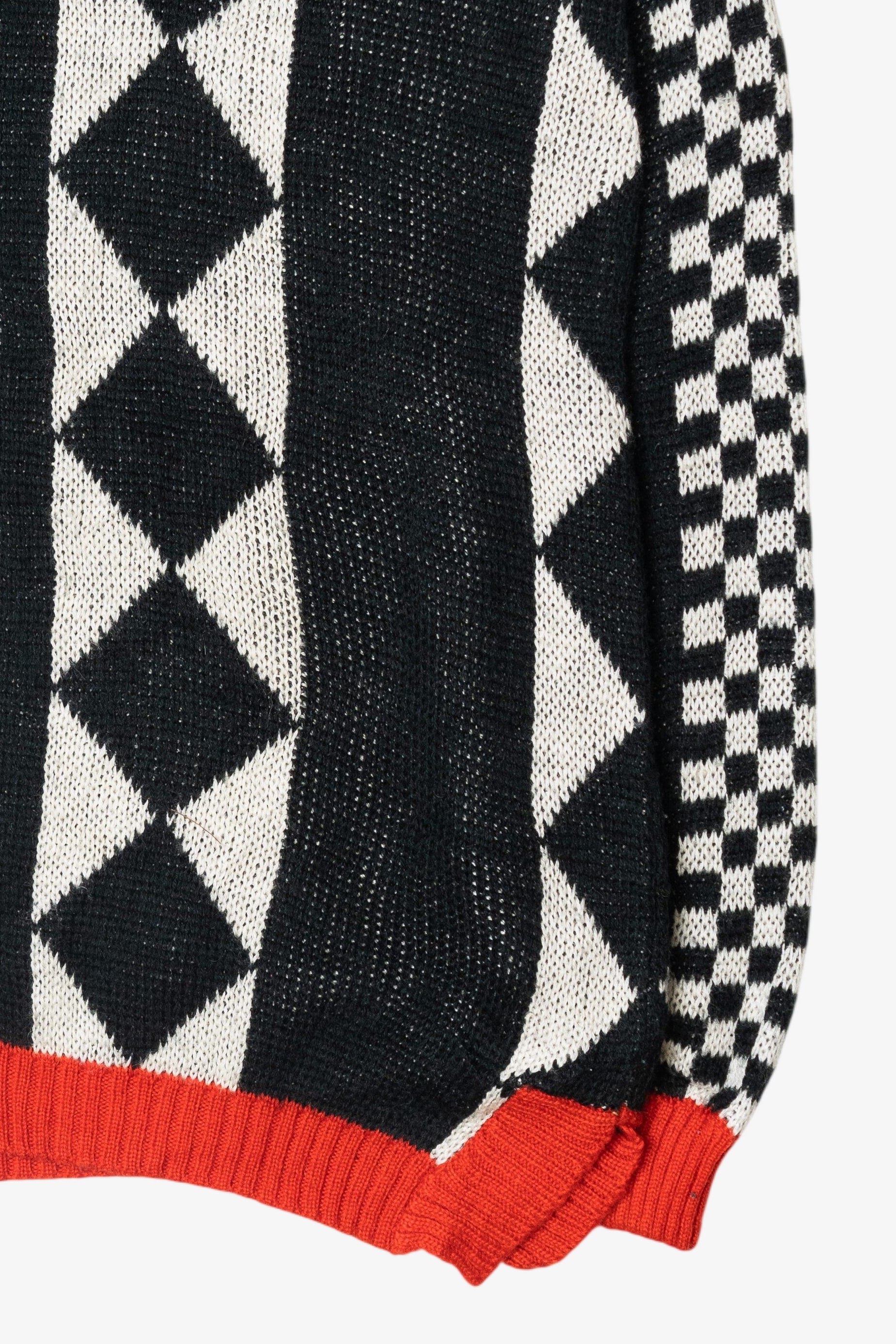 Vintage Lizsport Diamond Check Graphic Sweater (1980s)