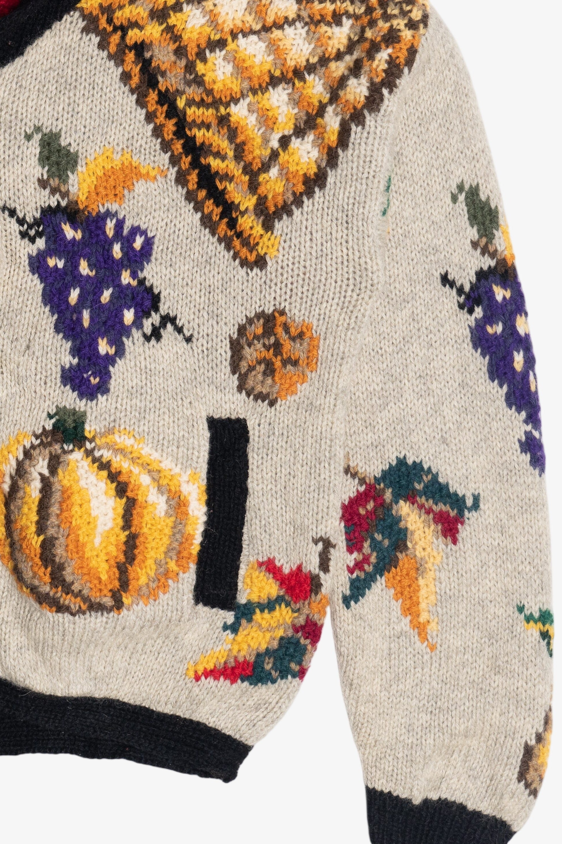 Vintage Hand Knit Vegetables And Fruit Cornucopia Eagle's Eye Cardigan Sweater (1990s)