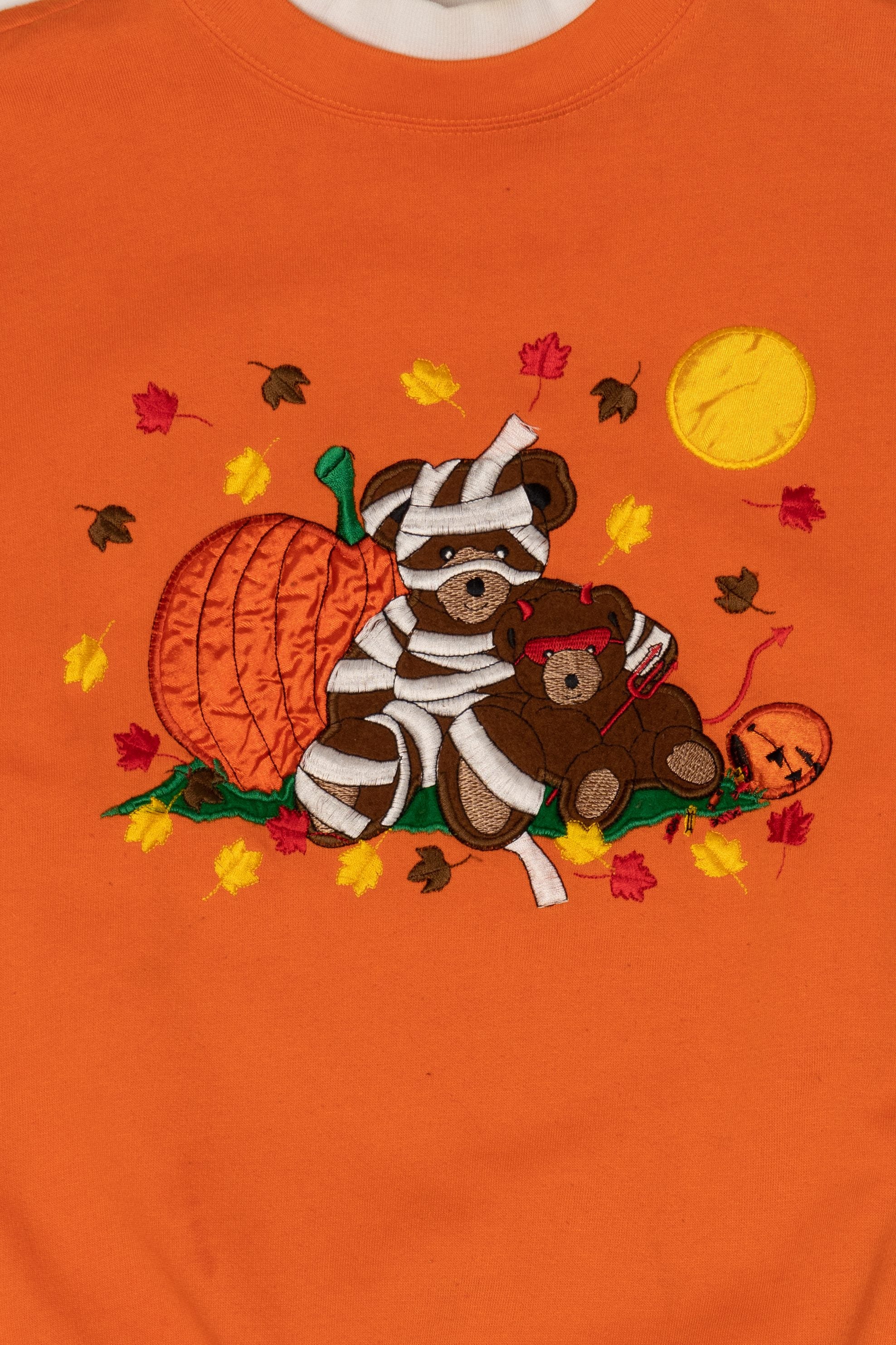 Vintage Orange Embroidered Teddy Bears Halloween Sweatshirt (1990s)