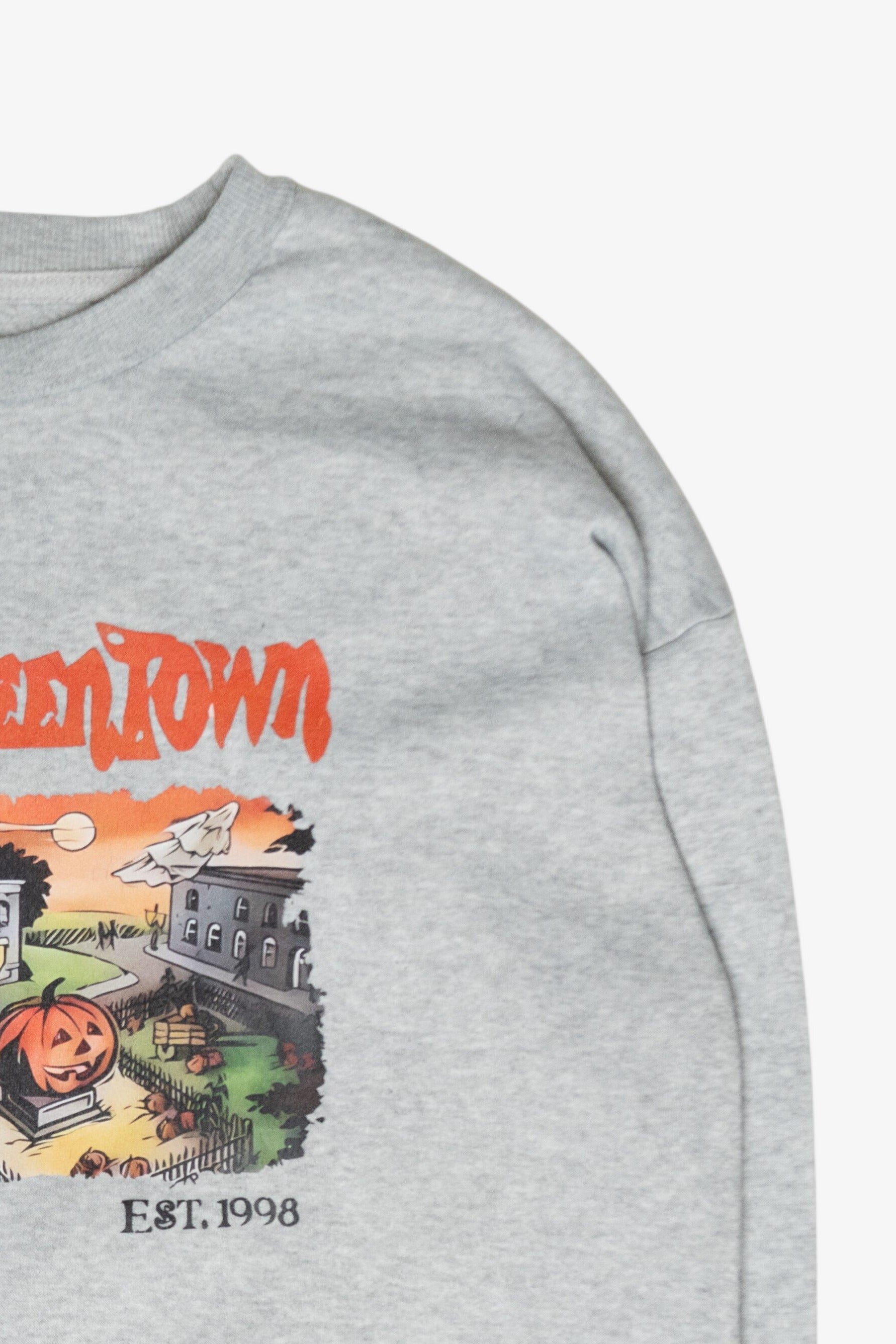 Halloweentown Vintage Halloween Sweatshirt (2000s)