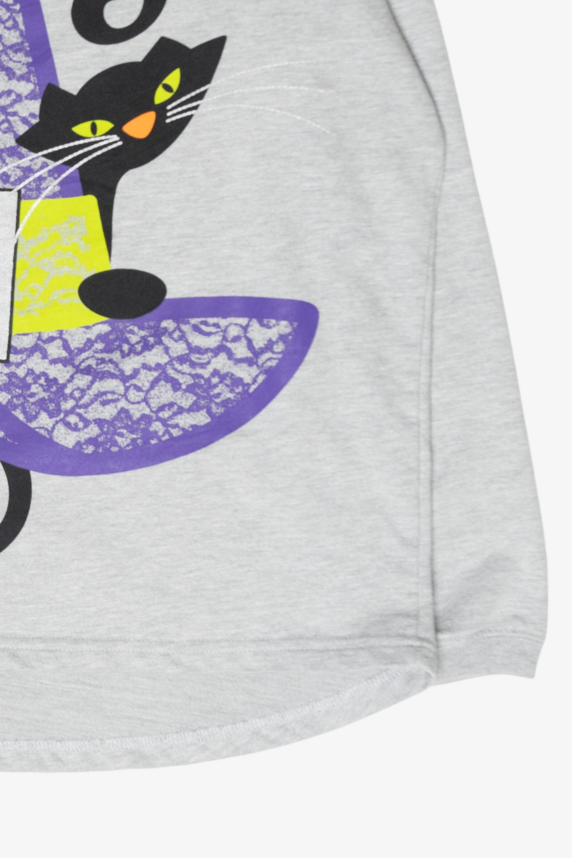 Witch Hat Black Cats Vintage Halloween Sweatshirt (2000s)