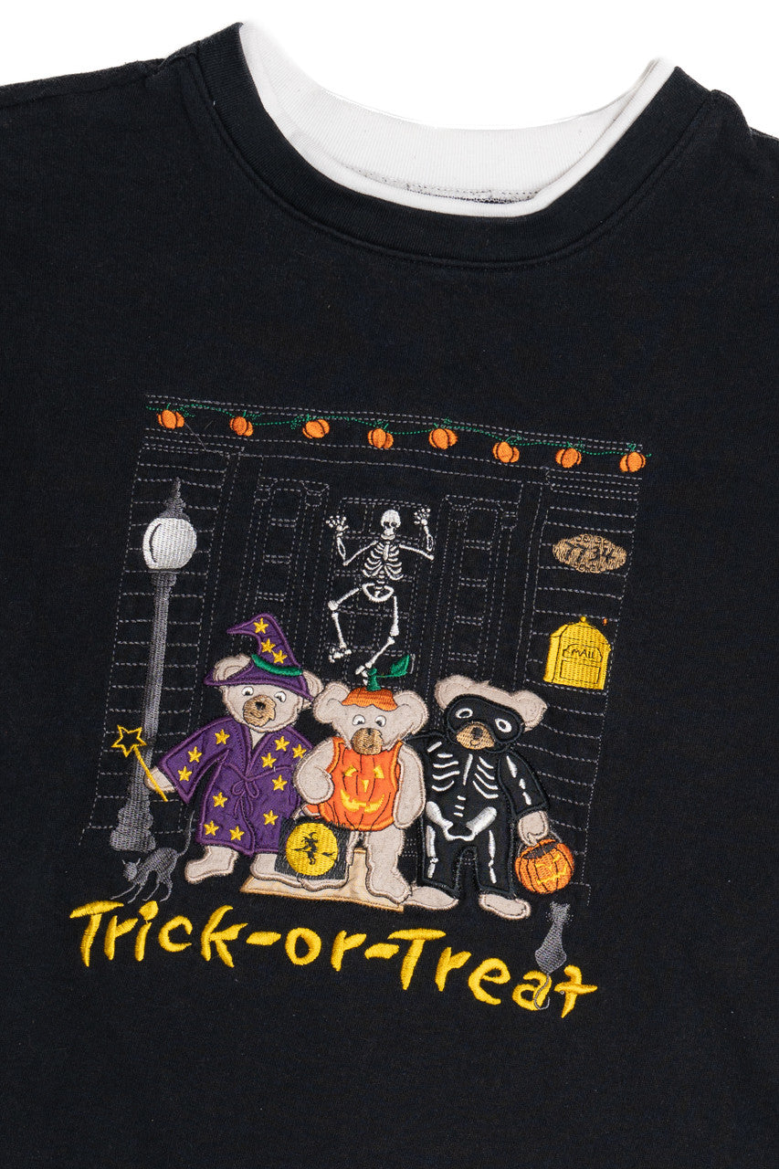 Vintage "Trick-Or-Treat" Halloween Costume Bears Halloween Sweater 619