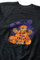 Vintage "I Am The Treat" Bear Halloween Sweatshirt (1990s)