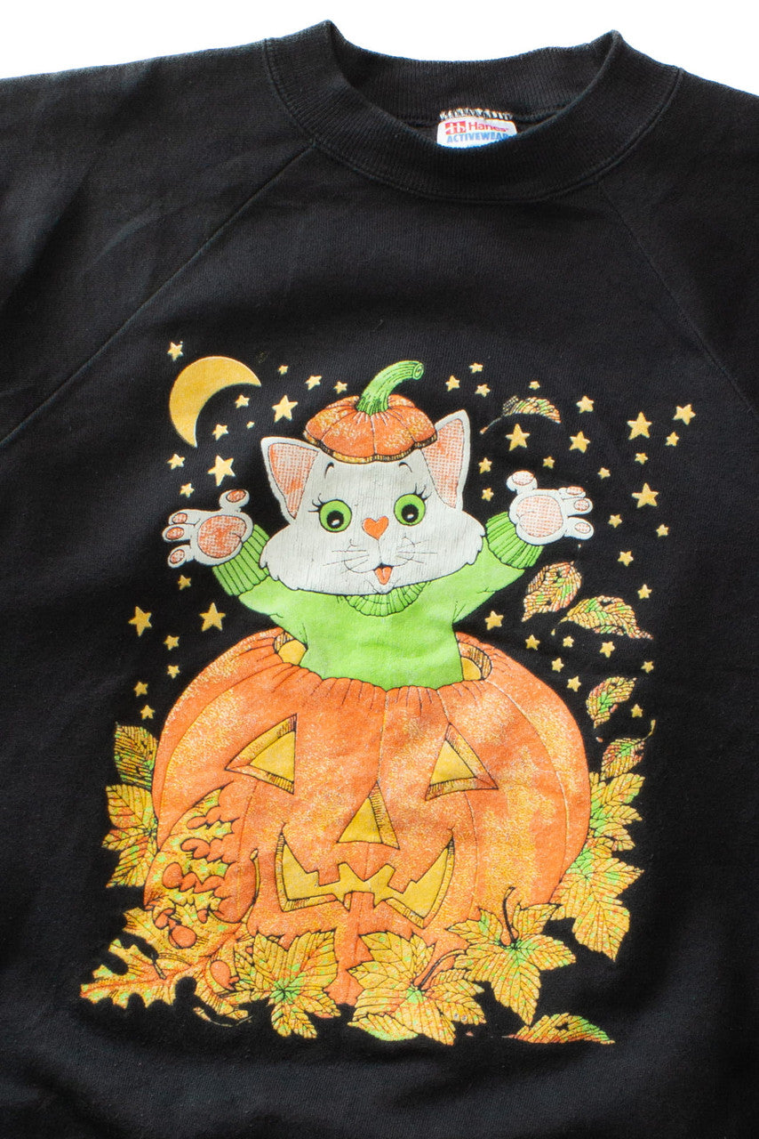 Vintage Cat In A Pumpkin Halloween Sweatshirt (1990s)