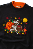 Vintage Embroidered Costumed Bears Halloween Sweatshirt (1990s)