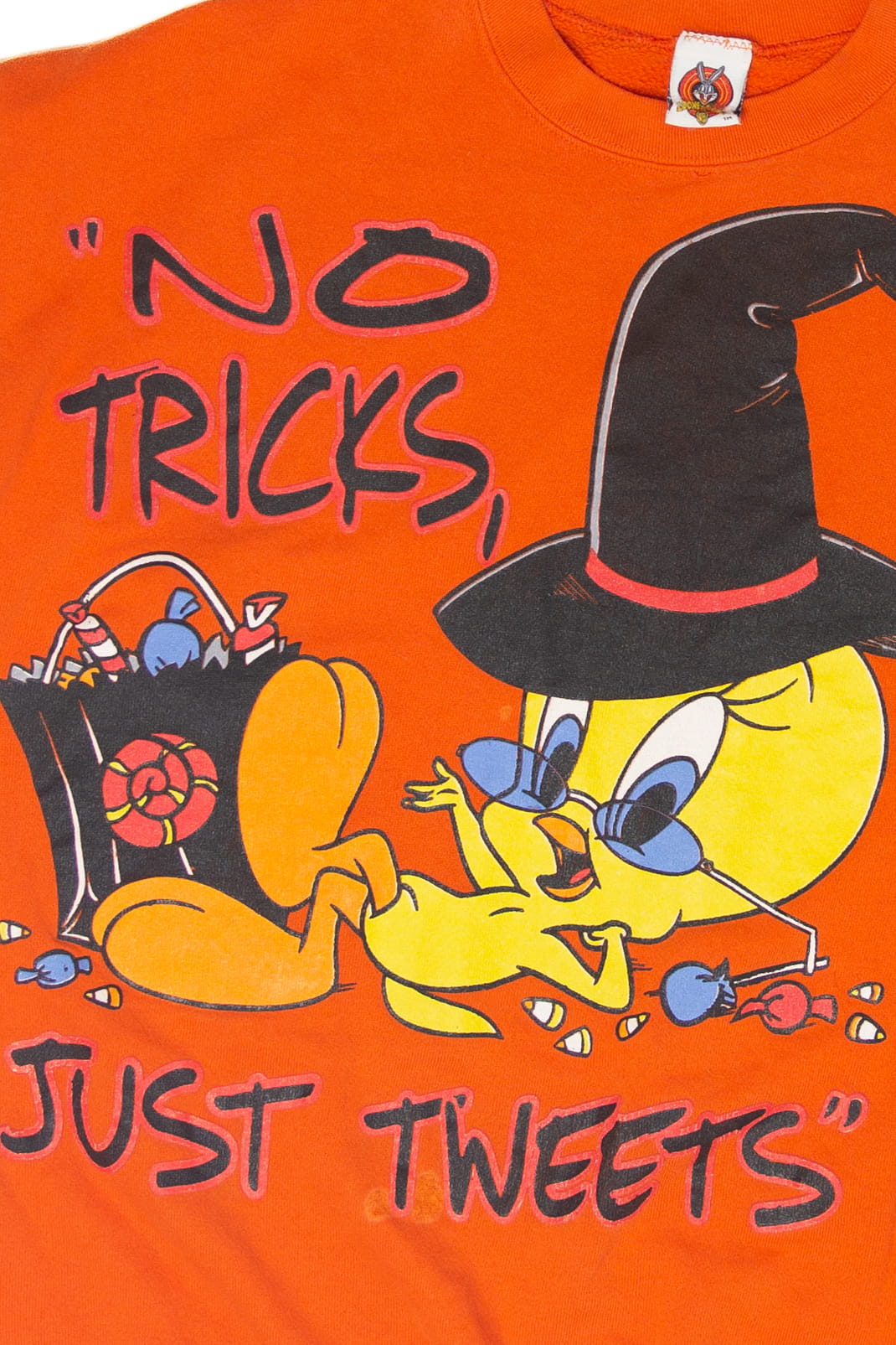 Vintage "No Tricks, Just Tweets" Tweety Bird Looney Tunes Halloween Sweater (1990s)