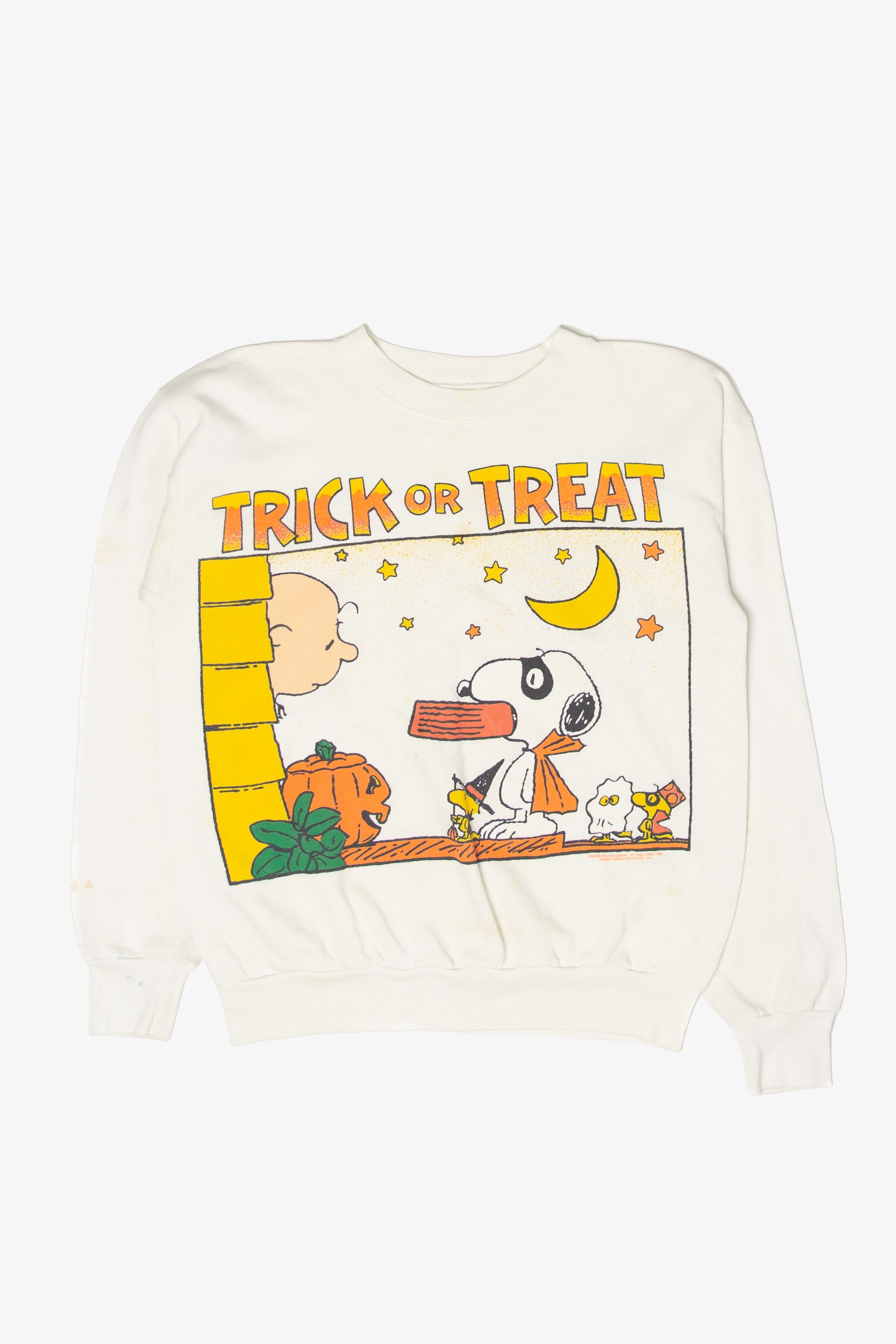 Vintage Peanuts Snoopy Trick Or Treat Halloween Sweater (1990s)