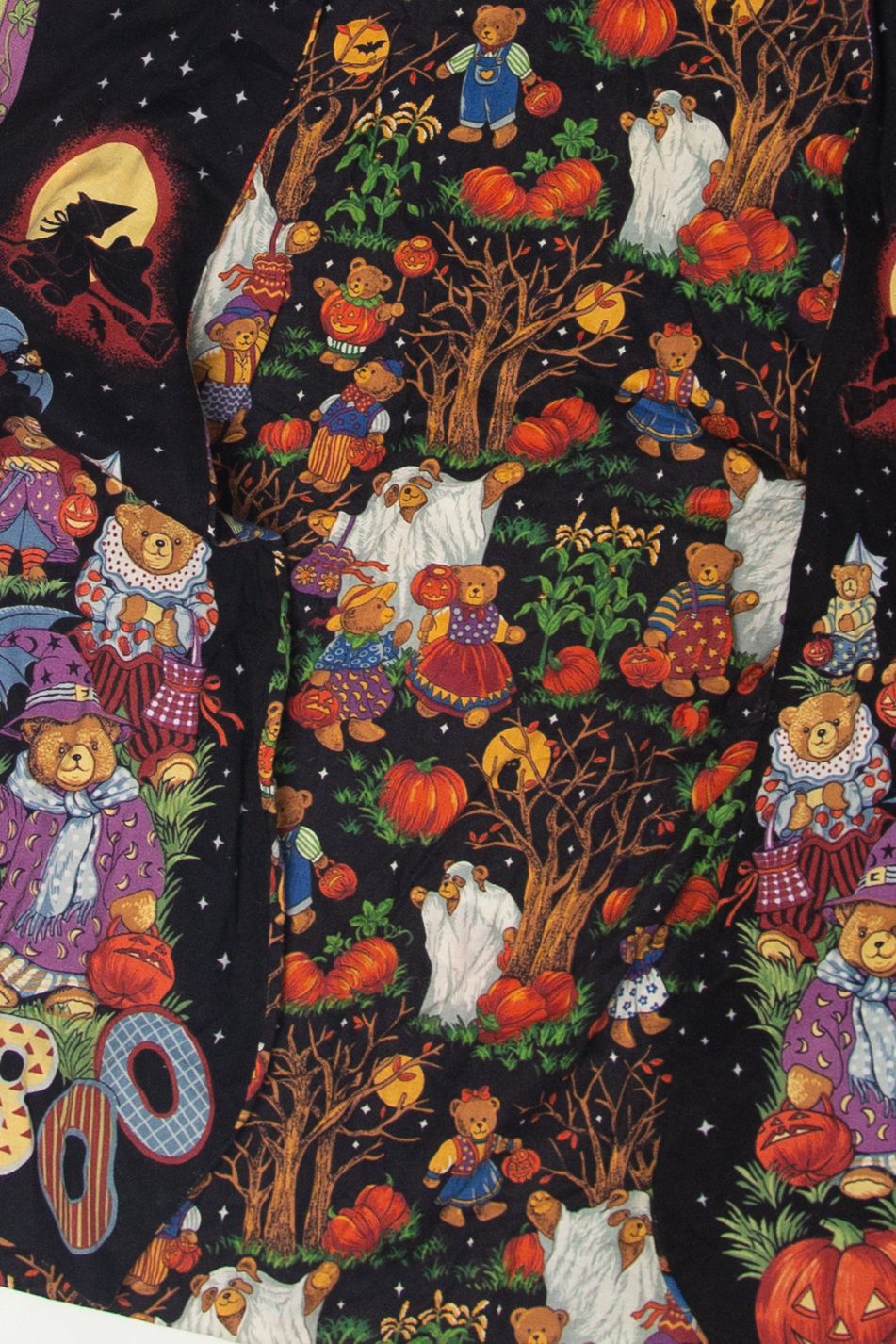 Vintage Bears In Costumes Halloween Sweater (1990s)