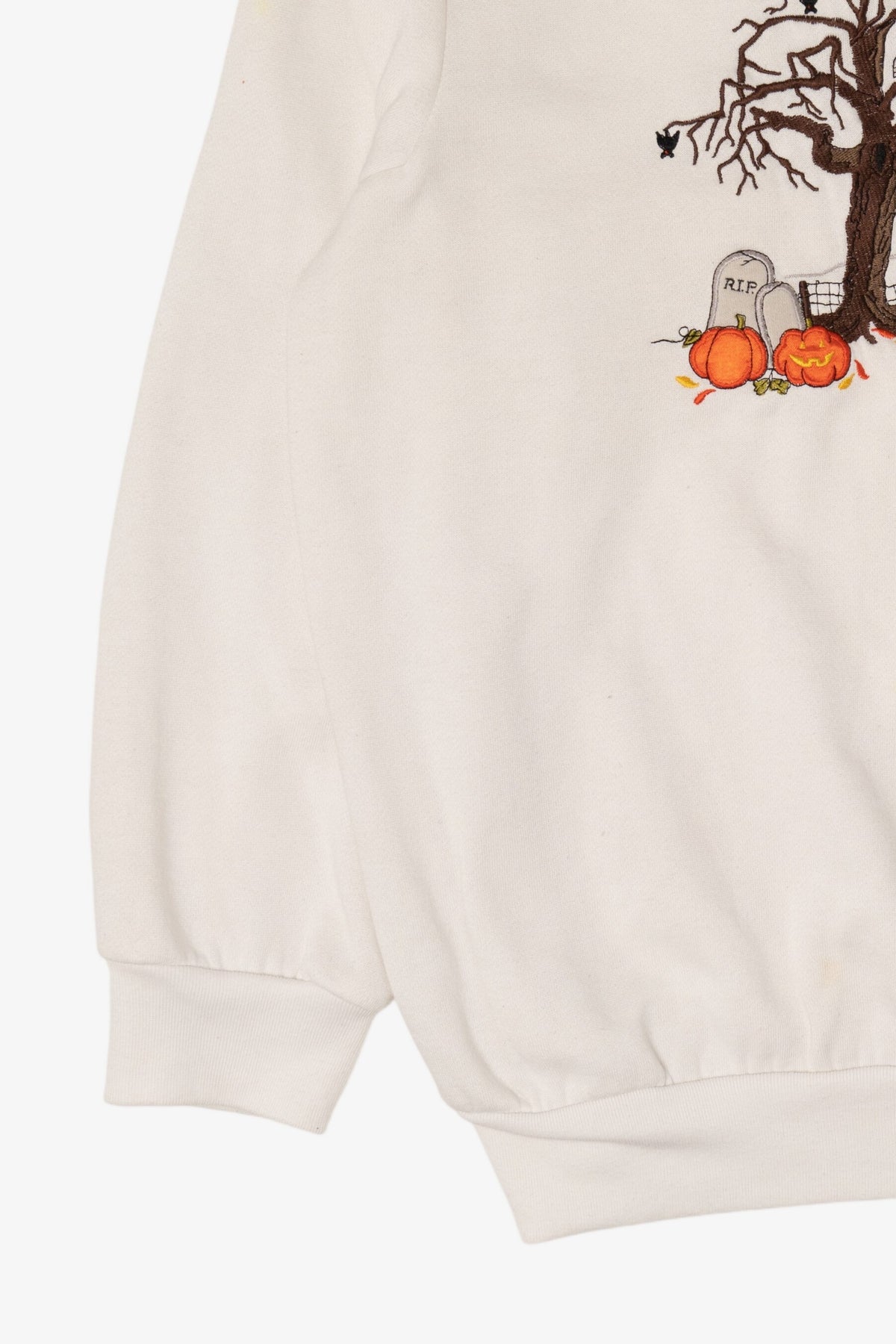 Vintage Haunted House And Pumpkin Field Halloween Sweatshirt (1990s)