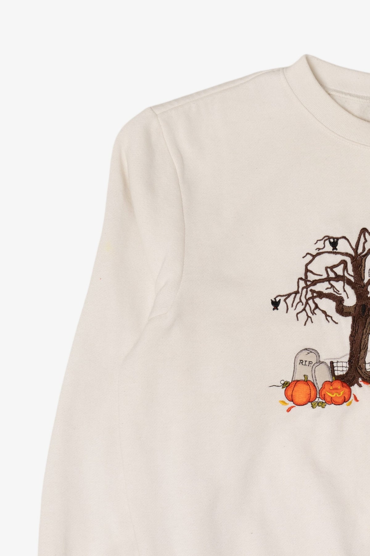 Vintage Haunted House And Pumpkin Field Halloween Sweatshirt (1990s)