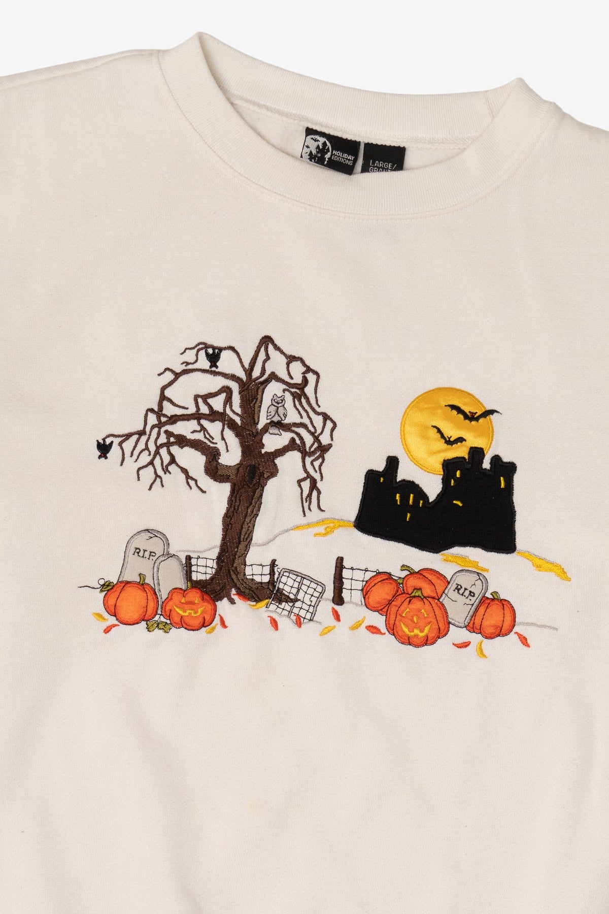 Vintage Haunted House And Pumpkin Field Halloween Sweatshirt (1990s)