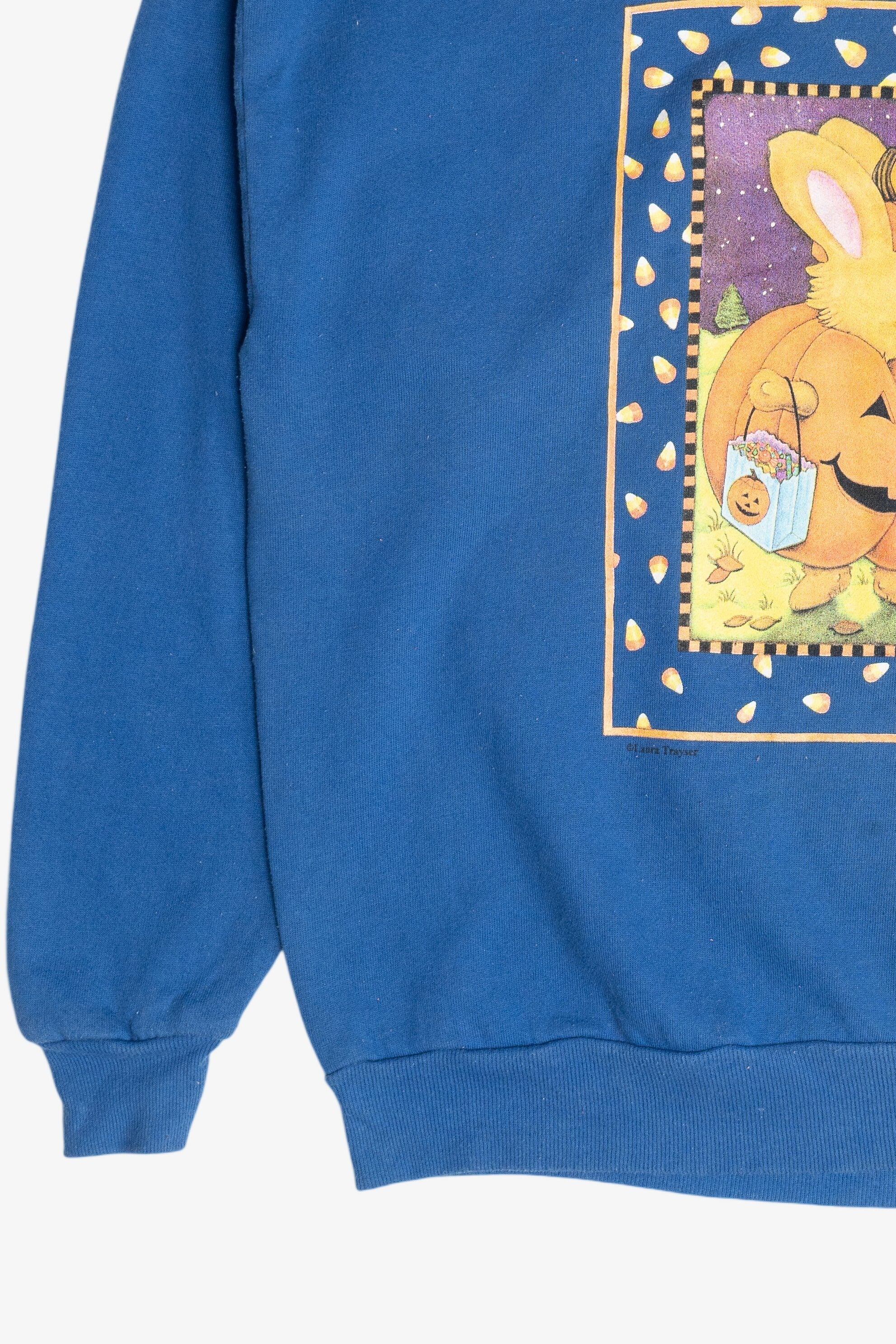 Vintage Halloween Night Trick Or Treat Bunny Sweatshirt (1990s)