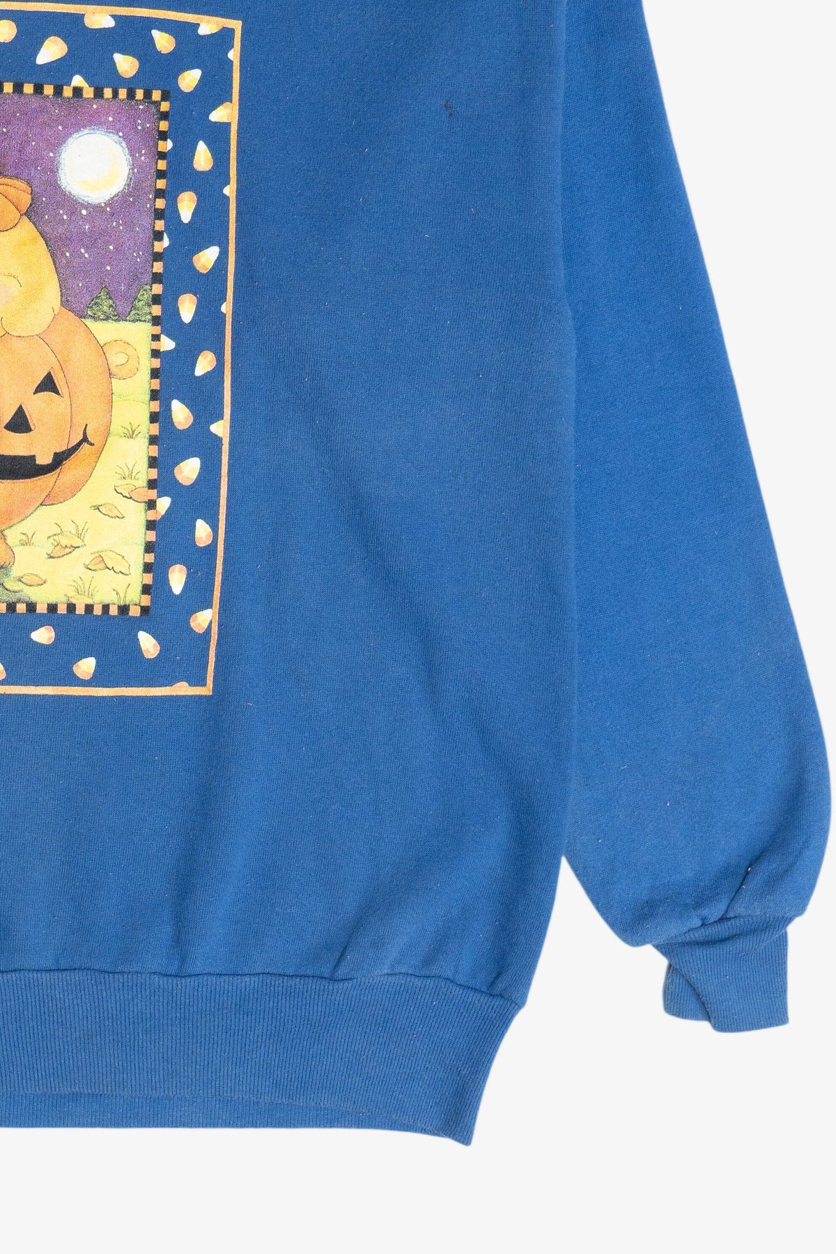 Vintage Halloween Night Trick Or Treat Bunny Sweatshirt (1990s)
