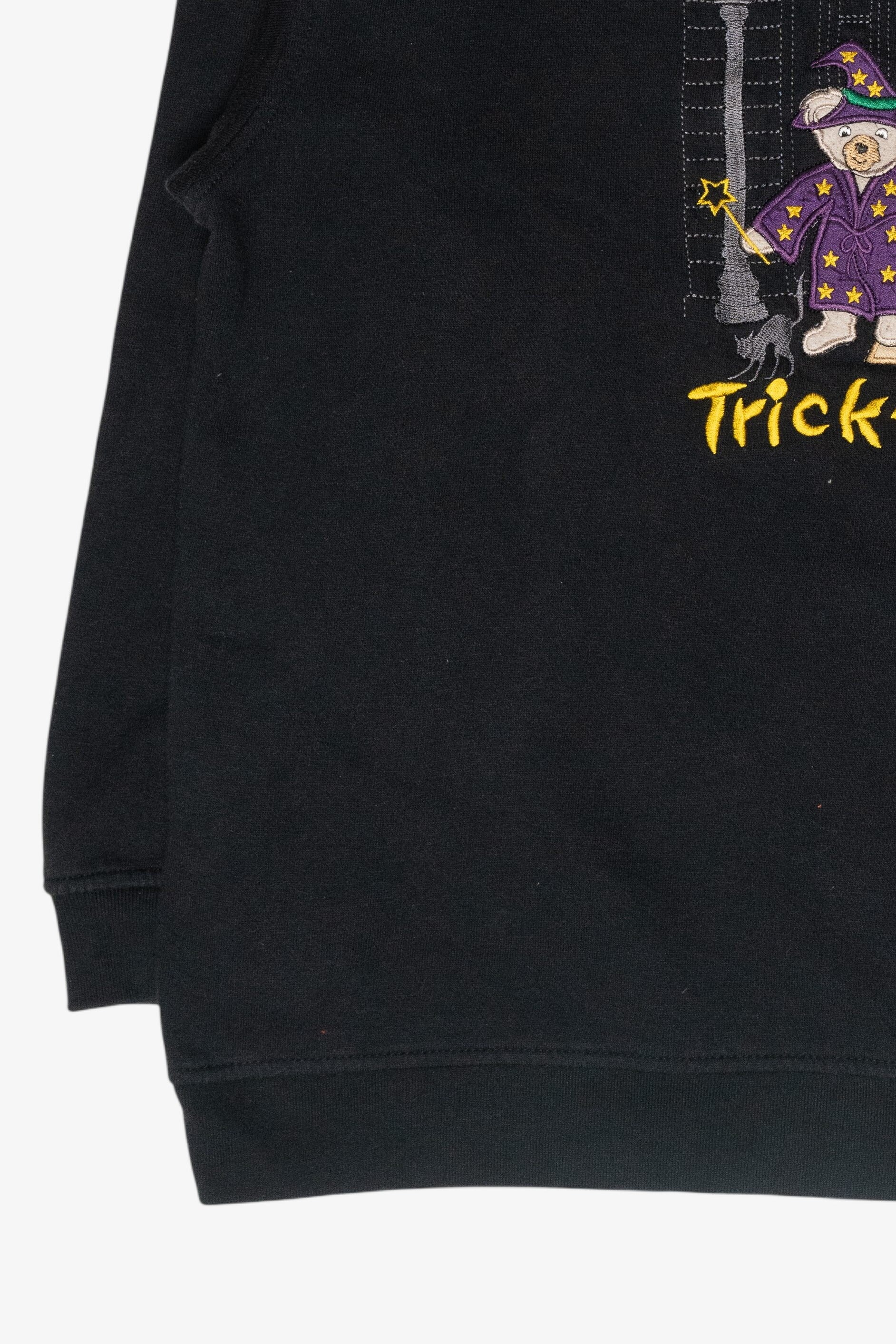 "Trick or Treat" Bears Vintage Halloween Sweatshirt (1990s)