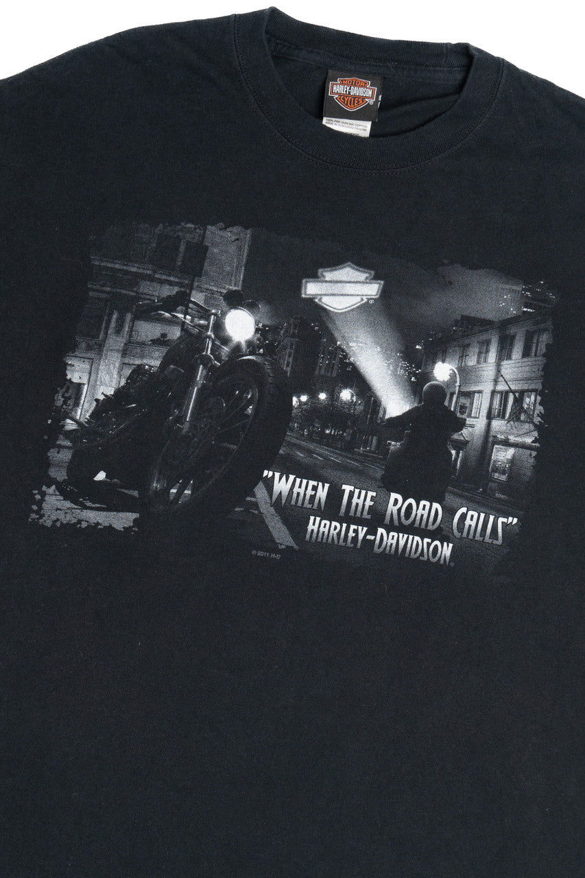 Vintage Harley Davidson "When The Road Calls" Calgary Rocky Mountains T-Shirt