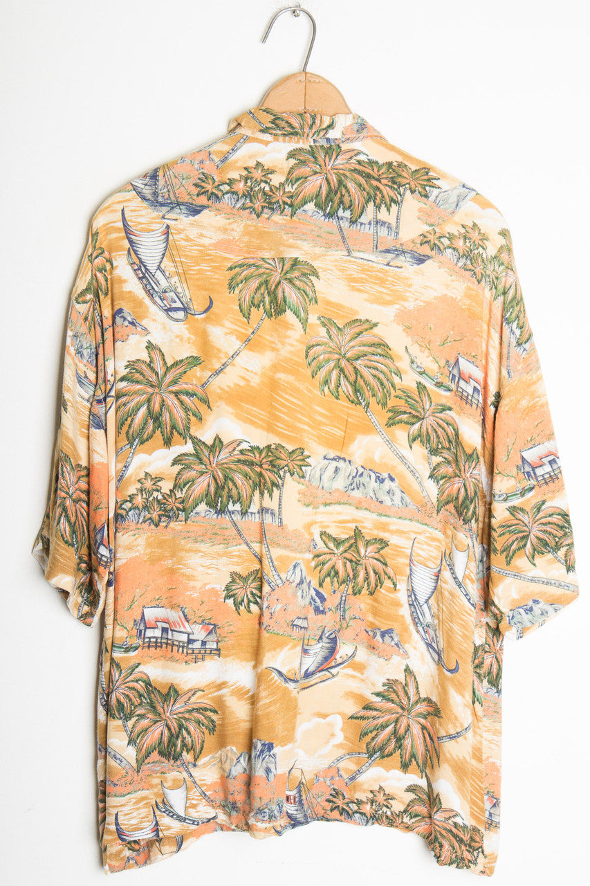 Boats and Mountains Vintage Hawaiian