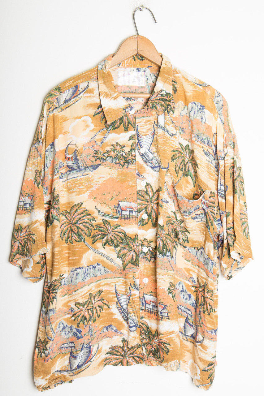 Boats and Mountains Vintage Hawaiian