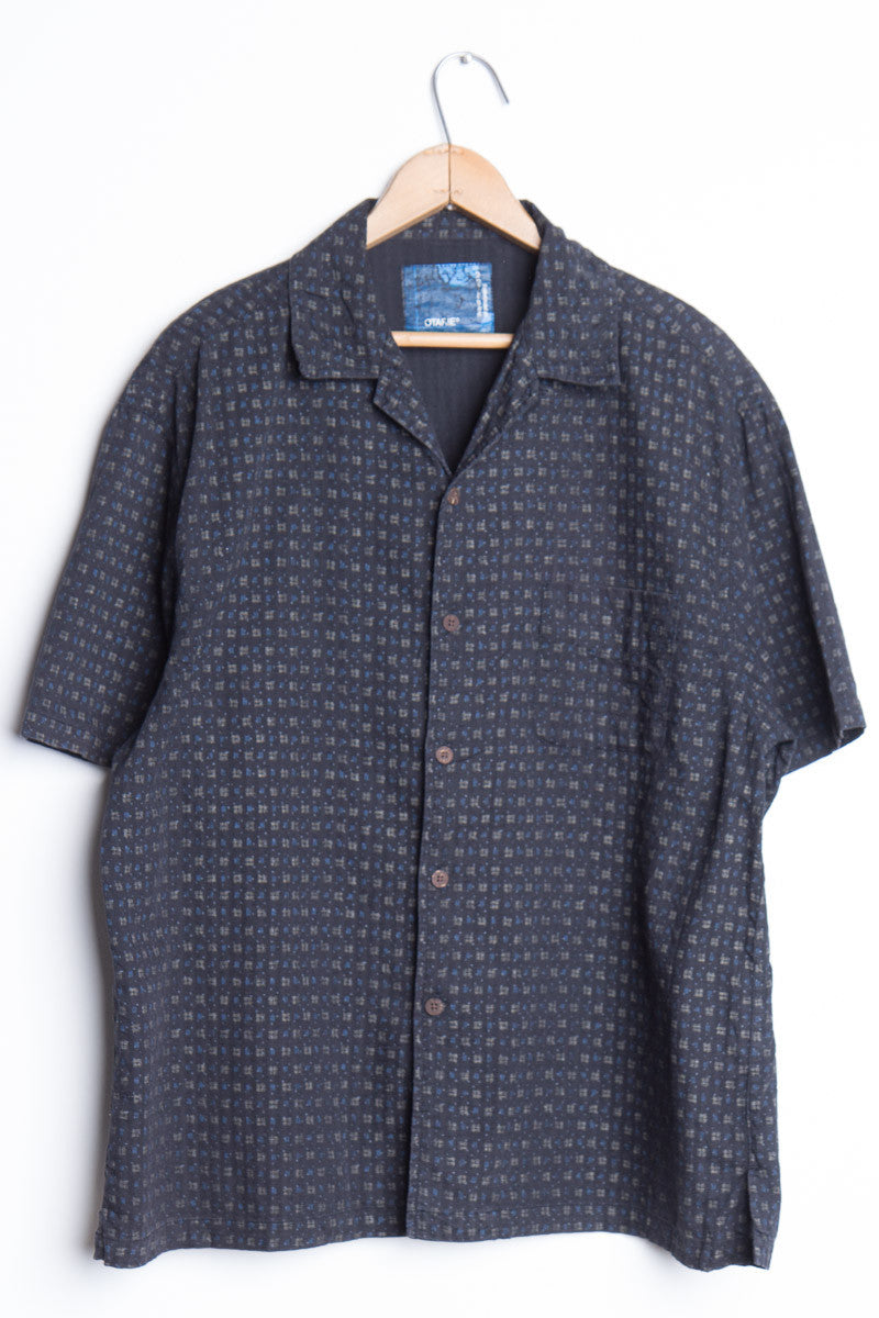 Black Checkered Vintage Hawaiian