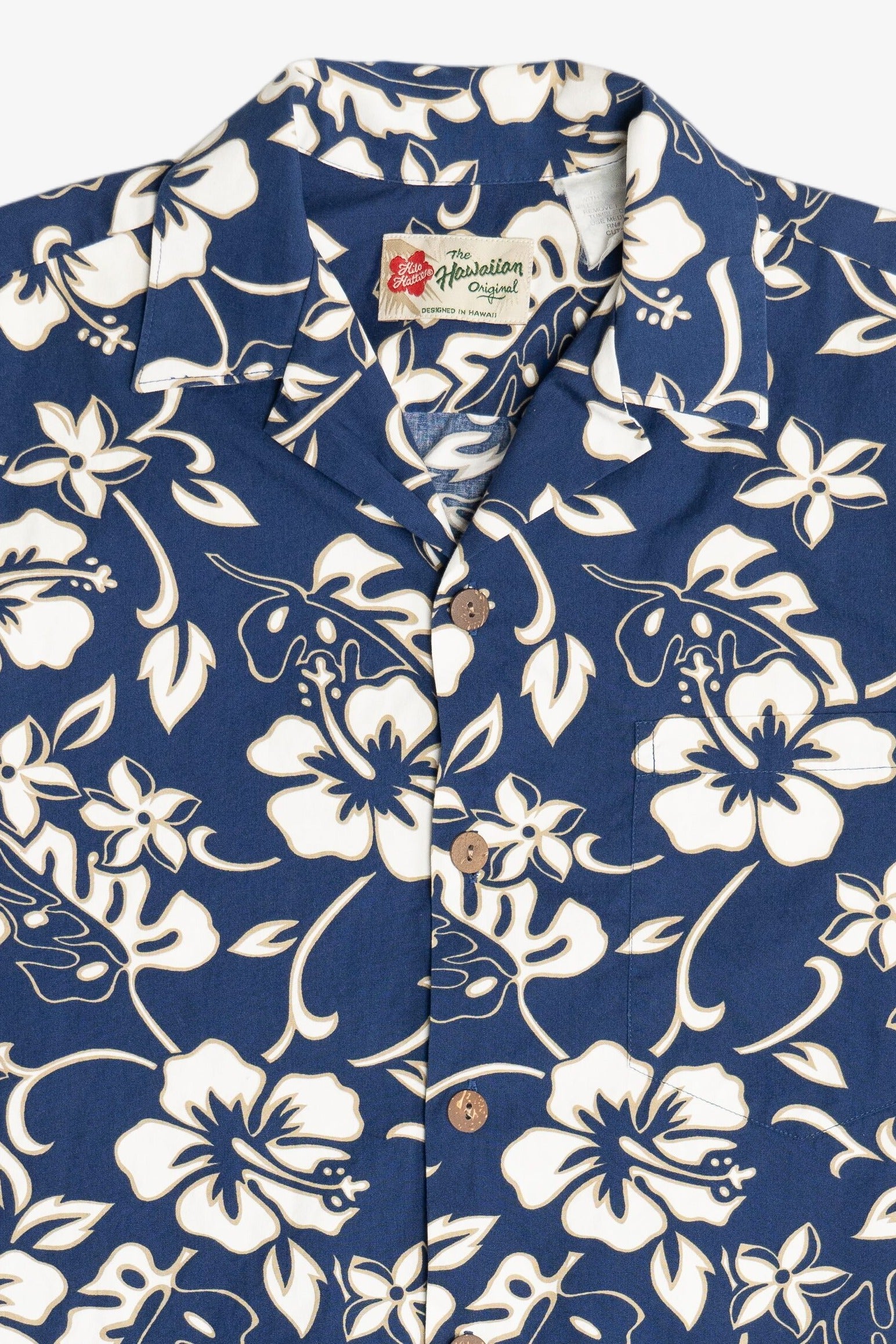 Vintage Hilo Hattie Navy Hibiscus Hawaiian Button Up Shirt (2000s)