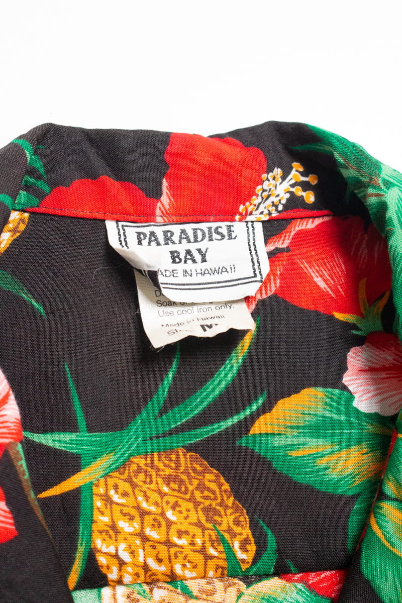 Vintage  Paradise Bay Pineapple Hawaiian Shirt