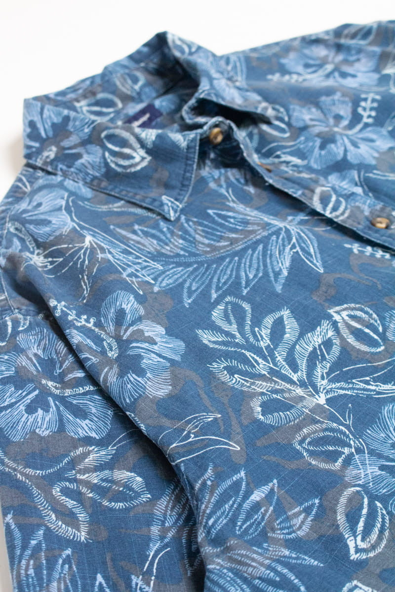 Blue Hibiscus Croft & Barrow Hawaiian Shirt