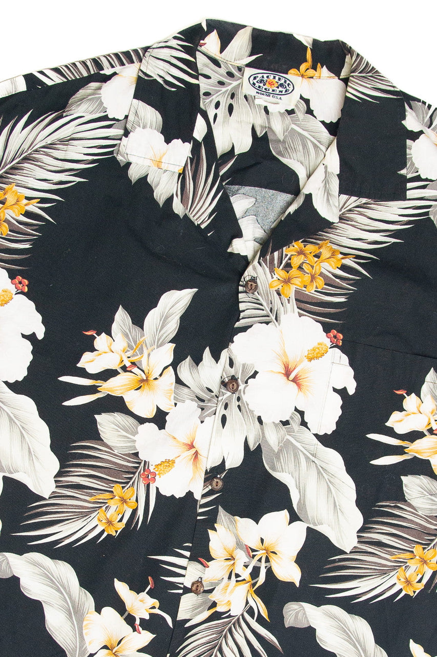 Vintage Pacific Legends White Flower Hawaiian Shirt