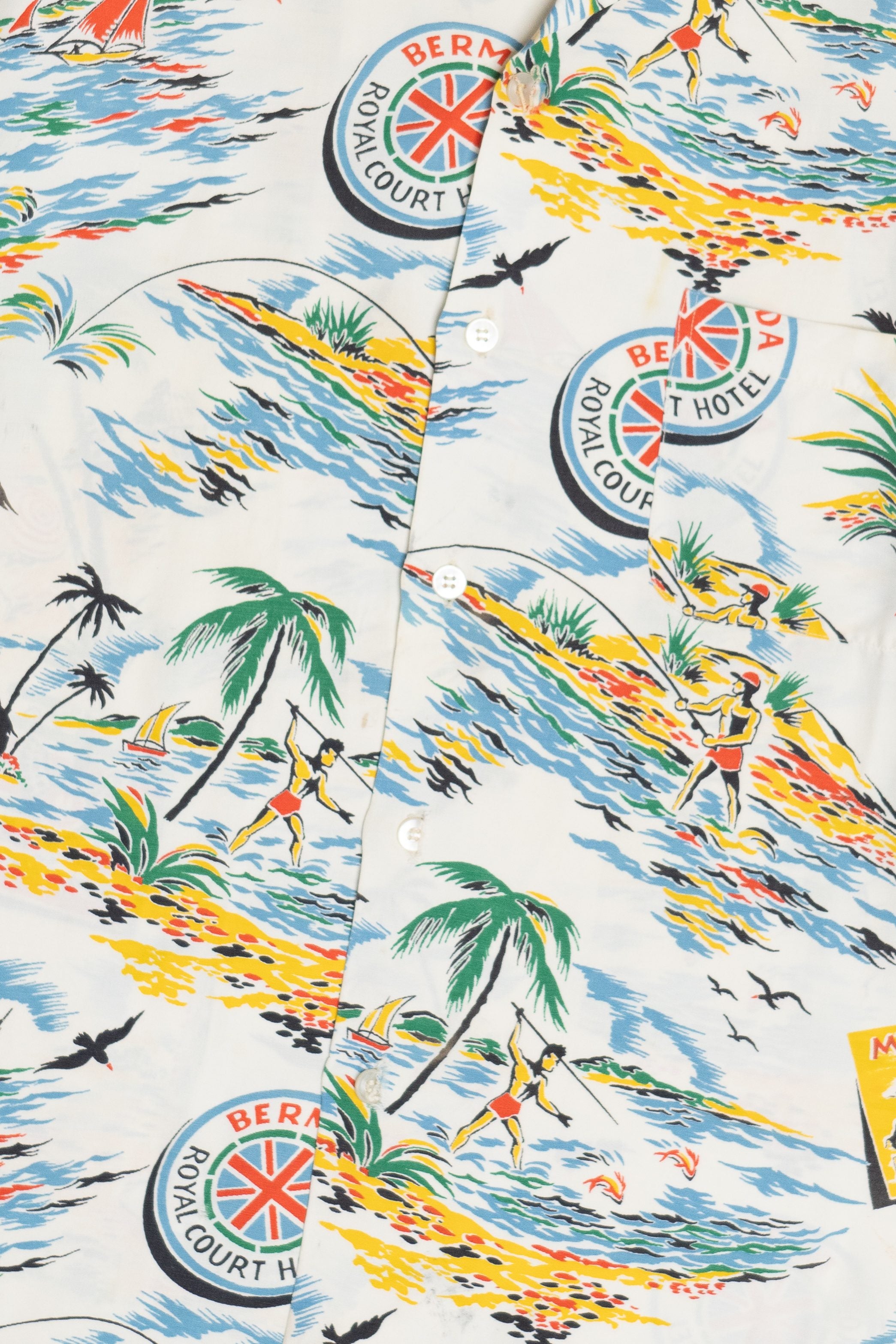 Rare Vintage Hawaiian Shirt With Loop Collar Jantzen Bermuda Court Hotel Made In USA 40/50s
