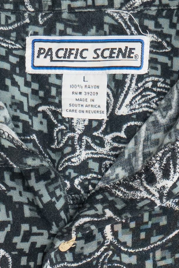 Vintage Pacific Scene Pixelated Floral Hawaiian Shirt (1990s)