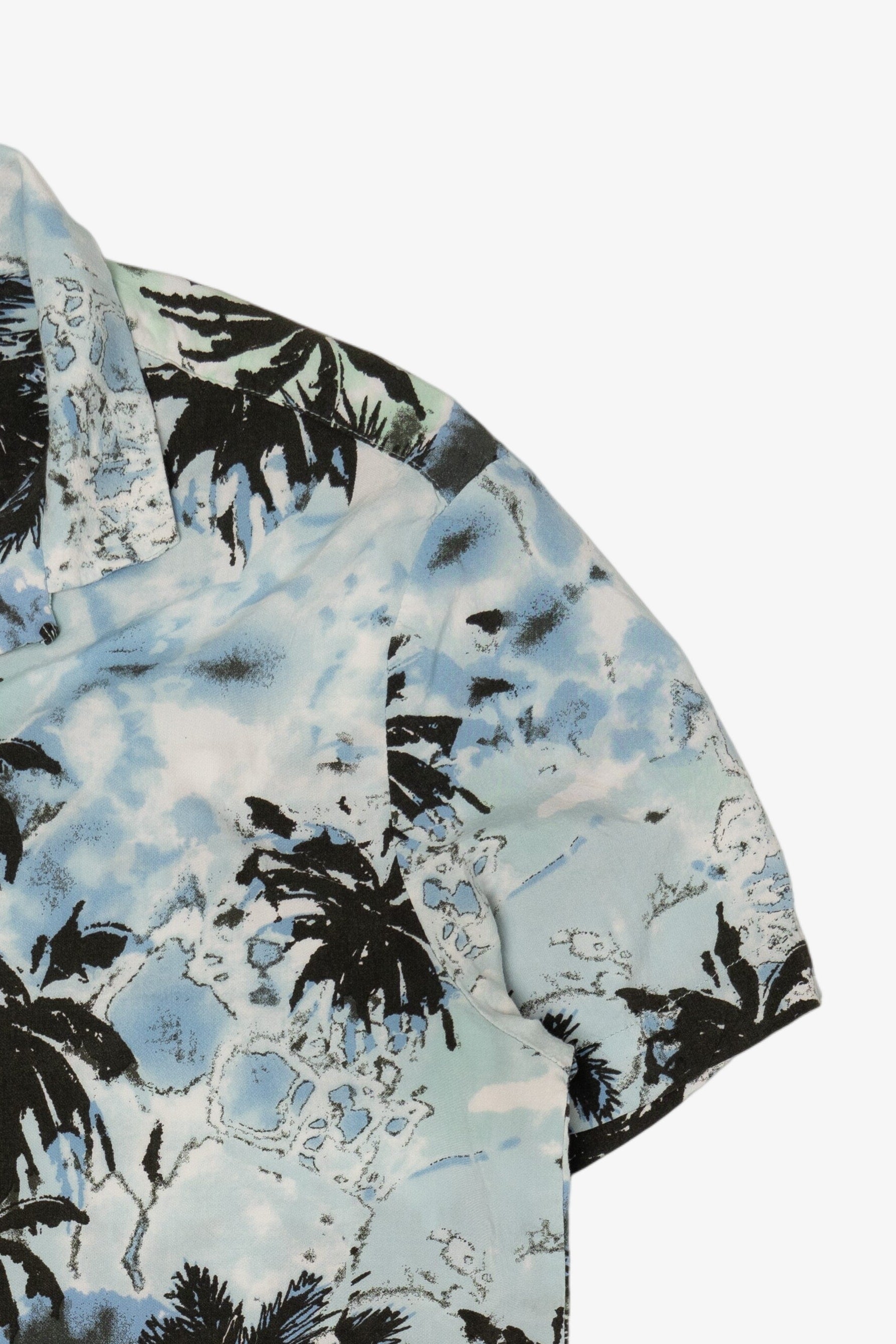 Light Blue Denim & Flower Hawaiian Button Up Shirt (2020s)