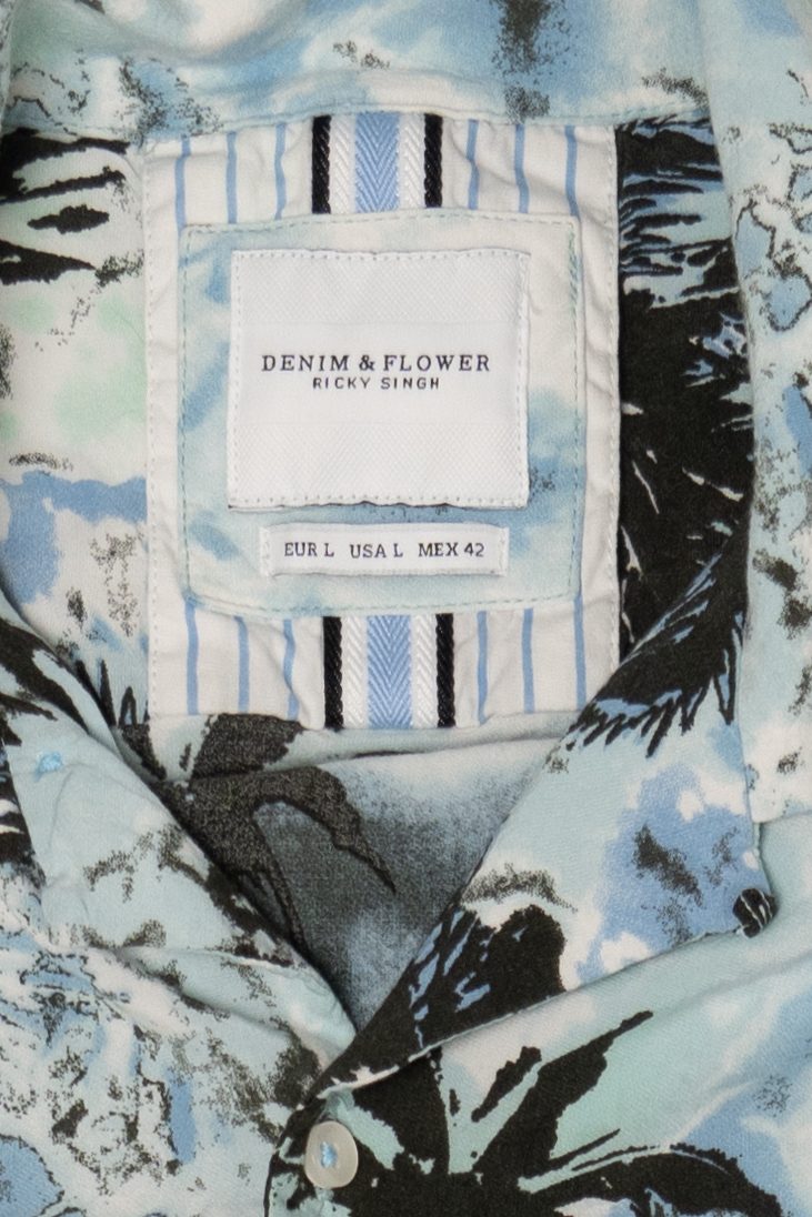 Light Blue Denim & Flower Hawaiian Button Up Shirt (2020s)