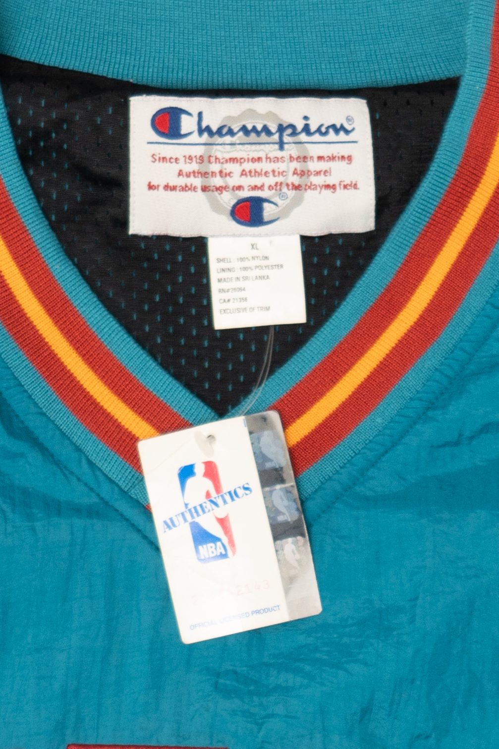 Vintage Teal Detroit Pistons Champion Pullover Jacket (1990s)