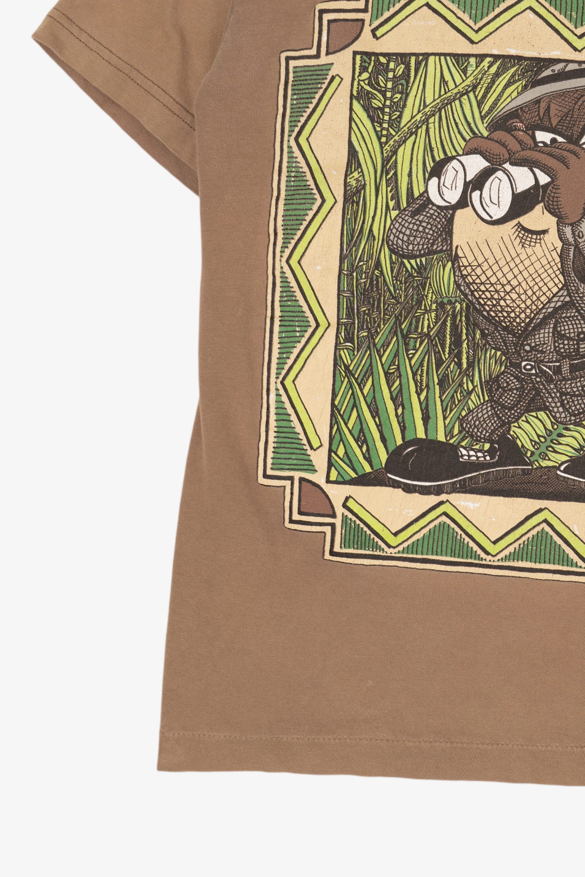 Vintage Taz Travel And Safari Looney Tunes T-Shirt (1990s)
