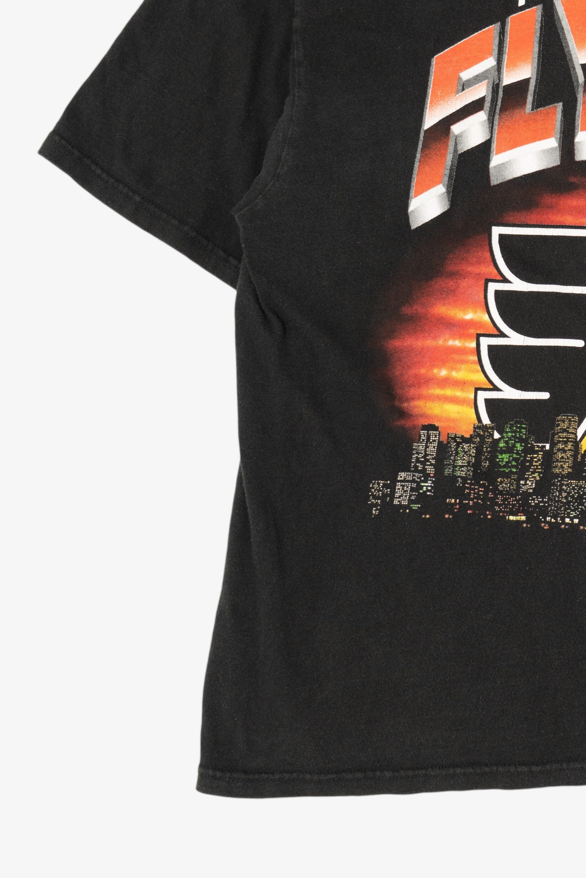 Vintage NHL Philadelphia Flyers Skyline T-Shirt (1990s) – Ragstock