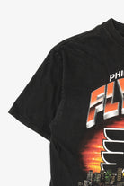 Vintage NHL Philadelphia Flyers Skyline T-Shirt (1990s)