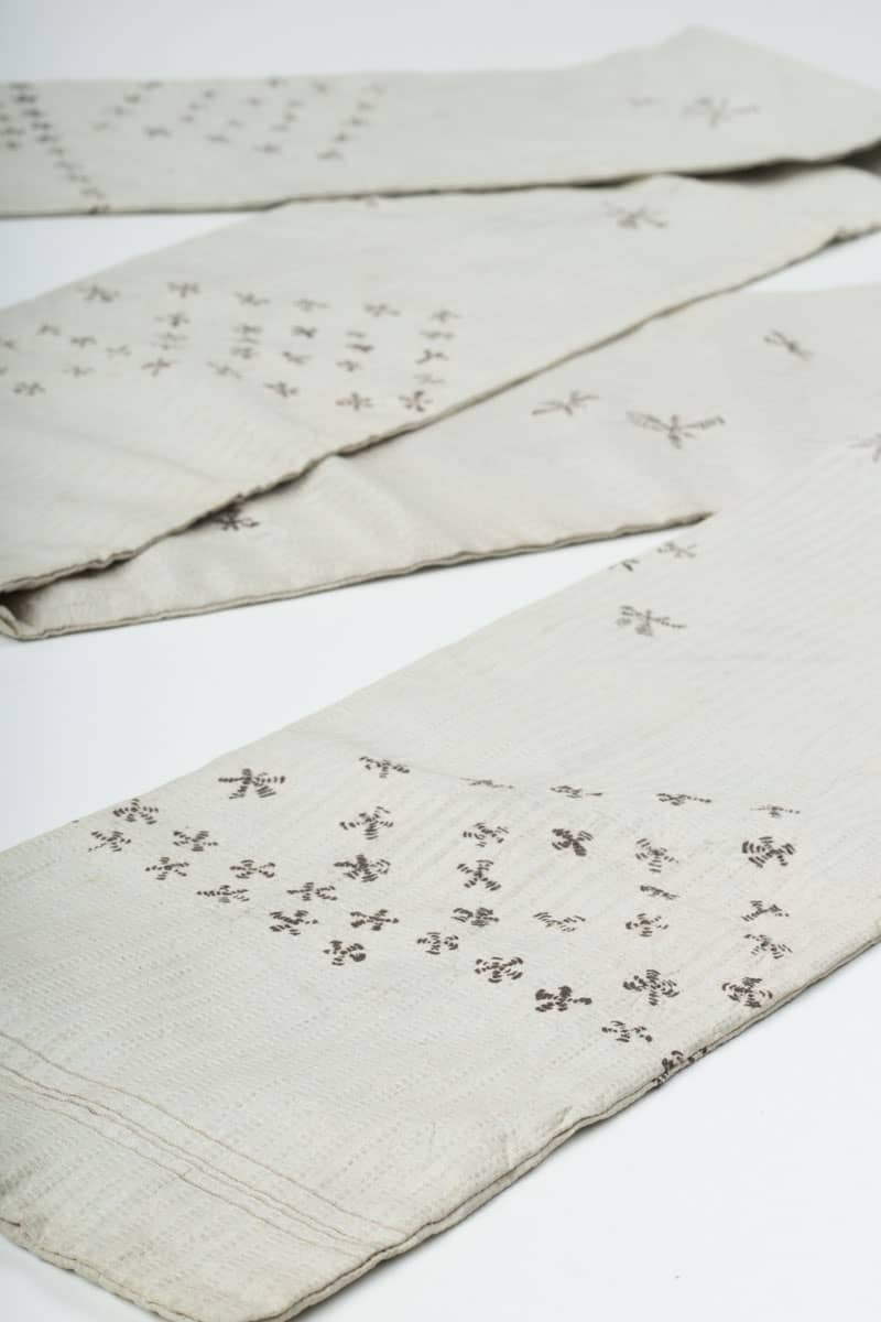 Vintage Beige Embroidered Hanhaba Obi 113