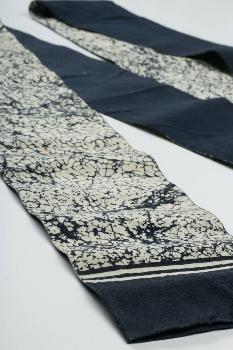 Vintage Navy Crackled Hanhaba Obi 25