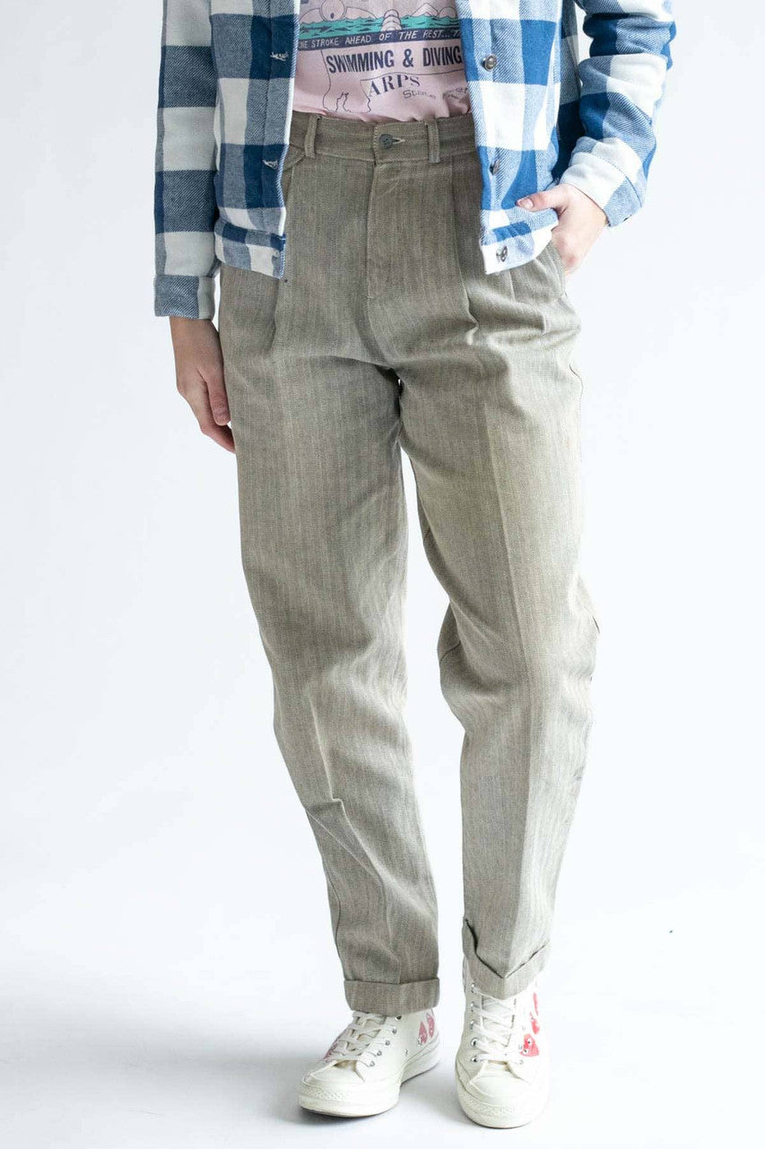 Tan Herringbone Pleated Pants (sz. 6)
