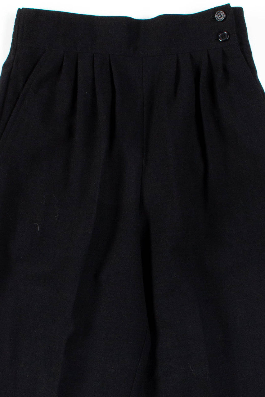 Black Pleated Vintage Pants w/ Stirrups (sz. 6)