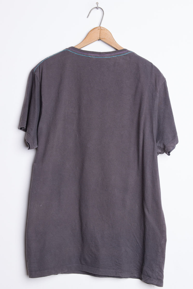 Sneakers Tee