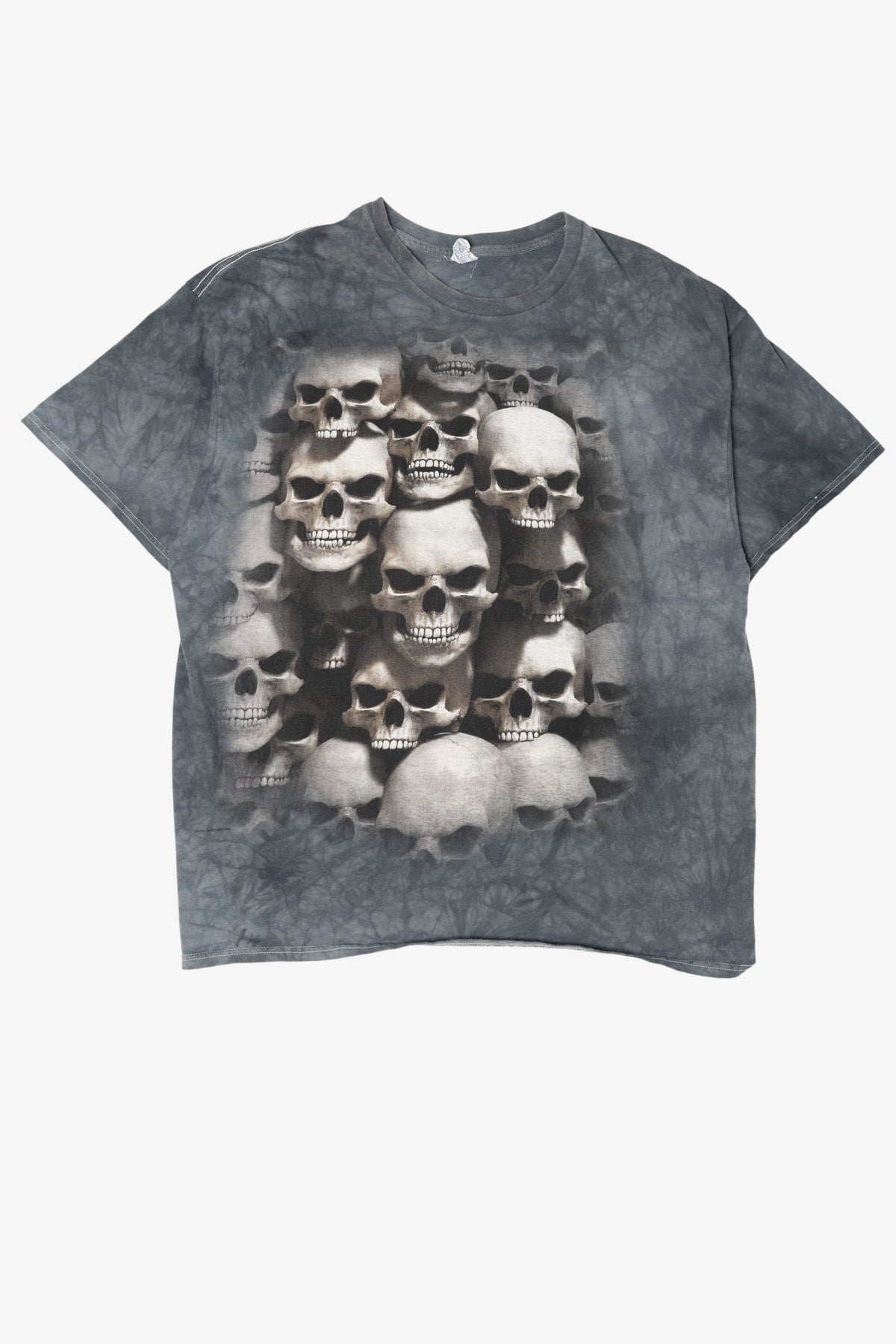 Vintage Dark Gray Pile Of Skulls Tie Dye T-Shirt (2000s)