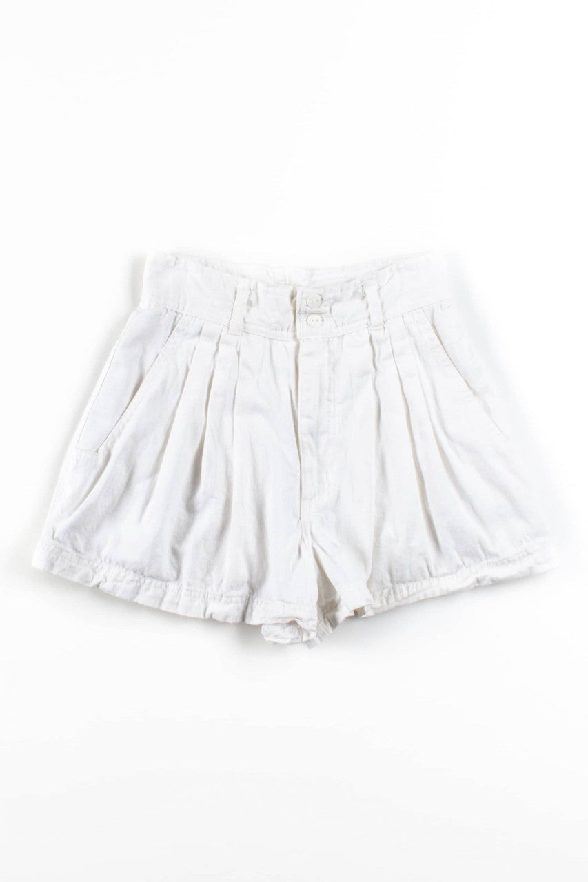 Vintage White Pleated Short 1