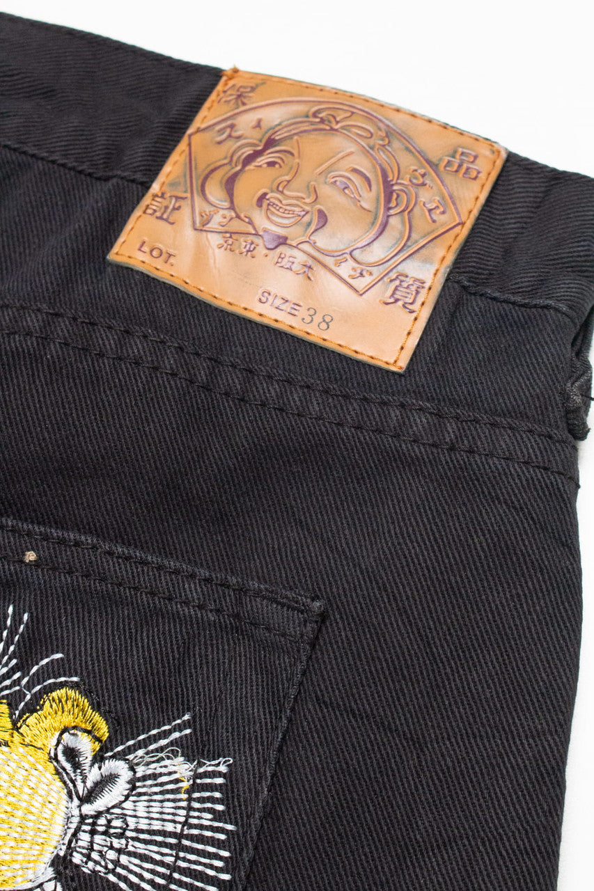 Tiger Embroidered Evisu Genes Godhead Patch Denim Shorts (sz. 38