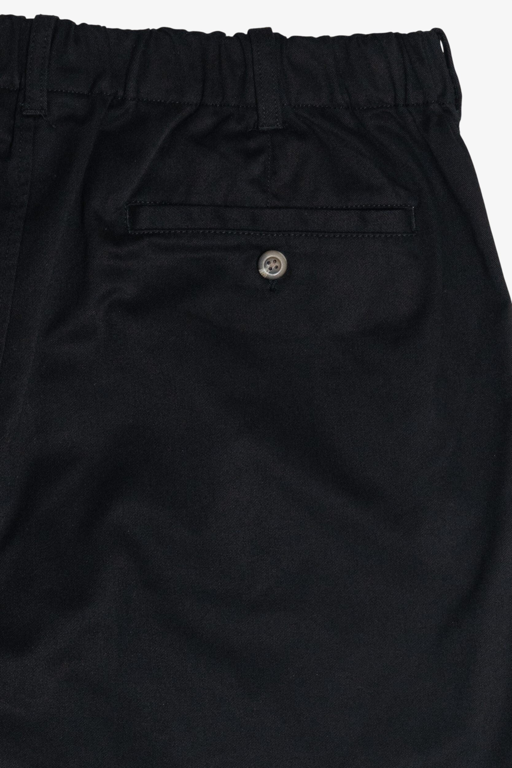 Vintage Black Outer Rim Hiking Shorts (1990s)