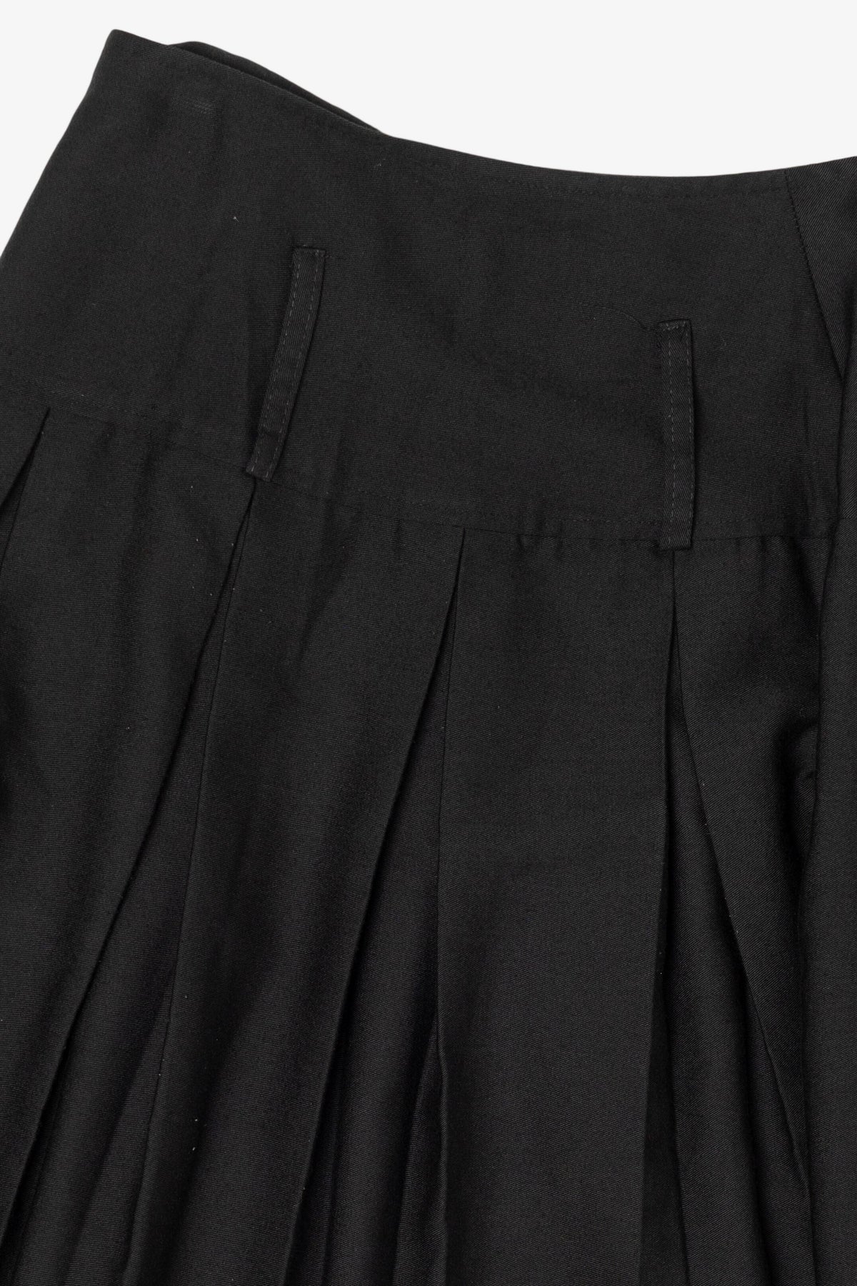 Vintage Lloyd Black Pleated Mini Skirt (1980s)
