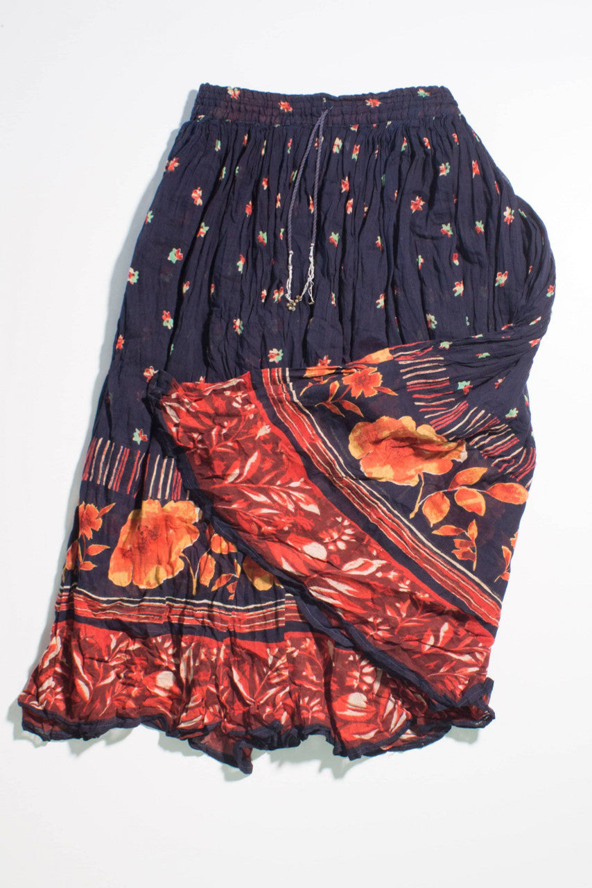 Vintage Floral Pattern Maxi Skirt