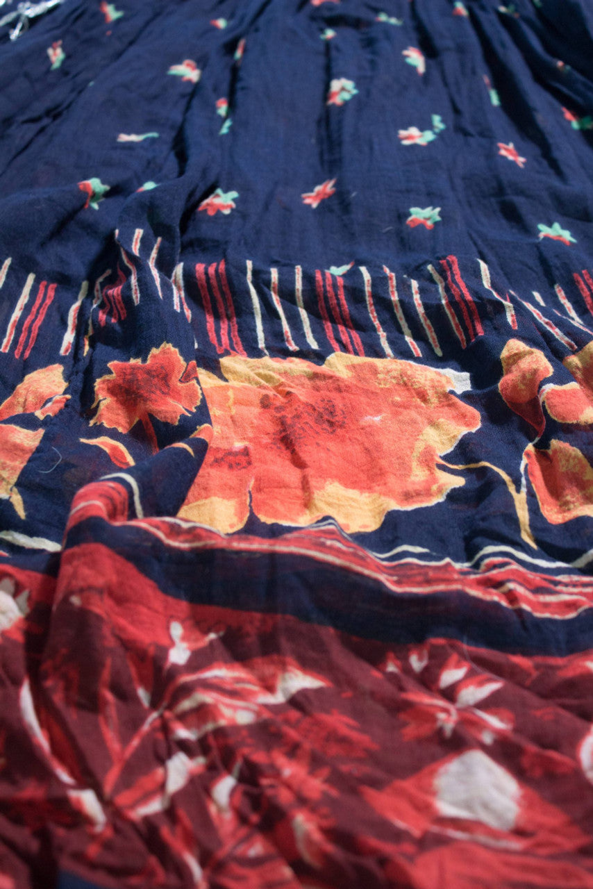 Vintage Floral Pattern Maxi Skirt