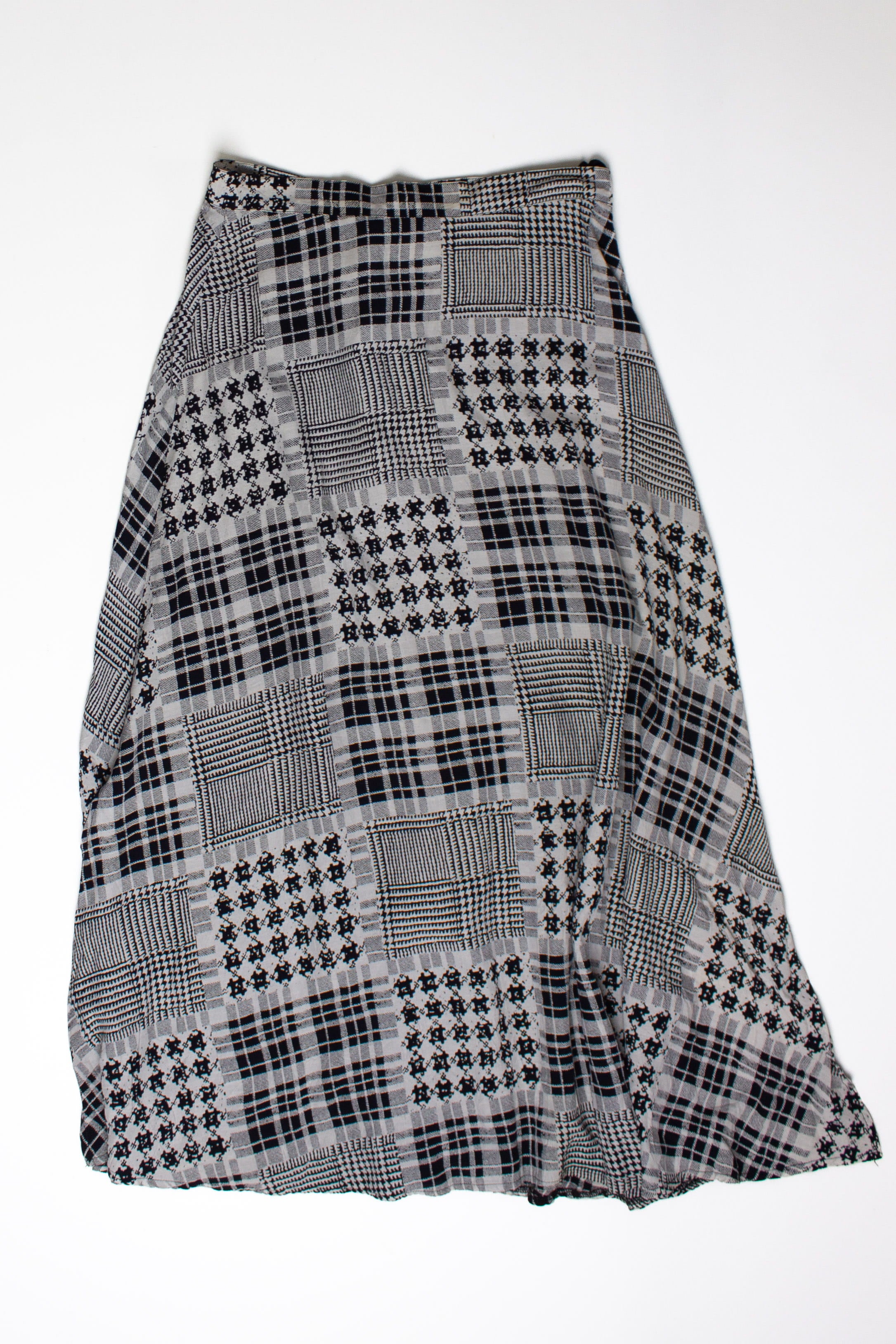 Vintage Button Up Patchwork Pattern Skirt (1990s)
