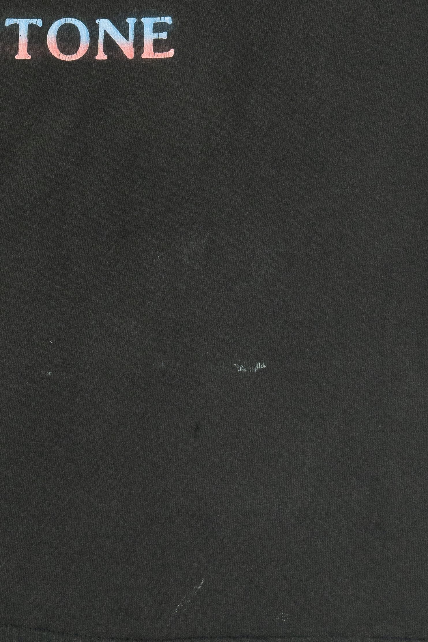 Vintage Distressed "The Stars Shine Brighter In Yellowstone" Howling Wolf Wraparound Print T-Shirt (1990s)
